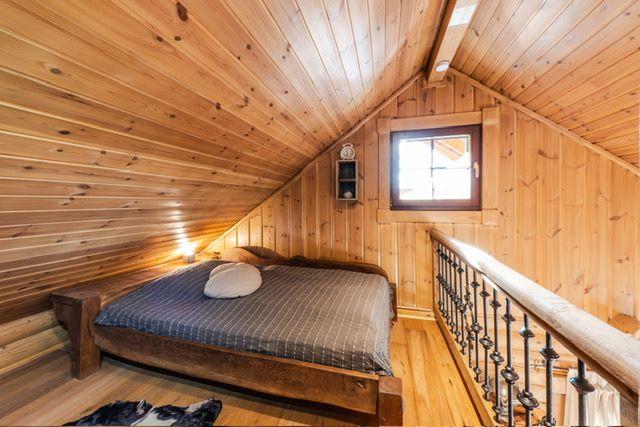 Schlafmöglichkeit auf der Galerie auf 120 cm Breite