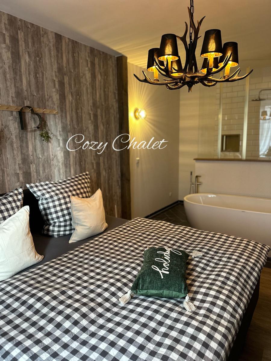 Schlafzimmer & Bad / Dusche