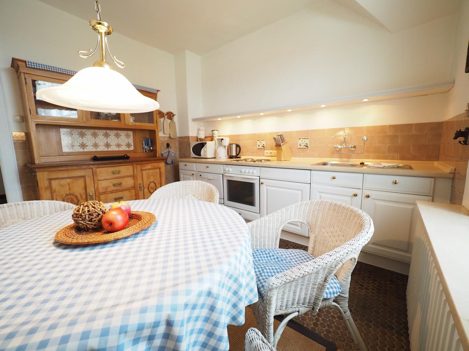 Küche / Küchenzeile