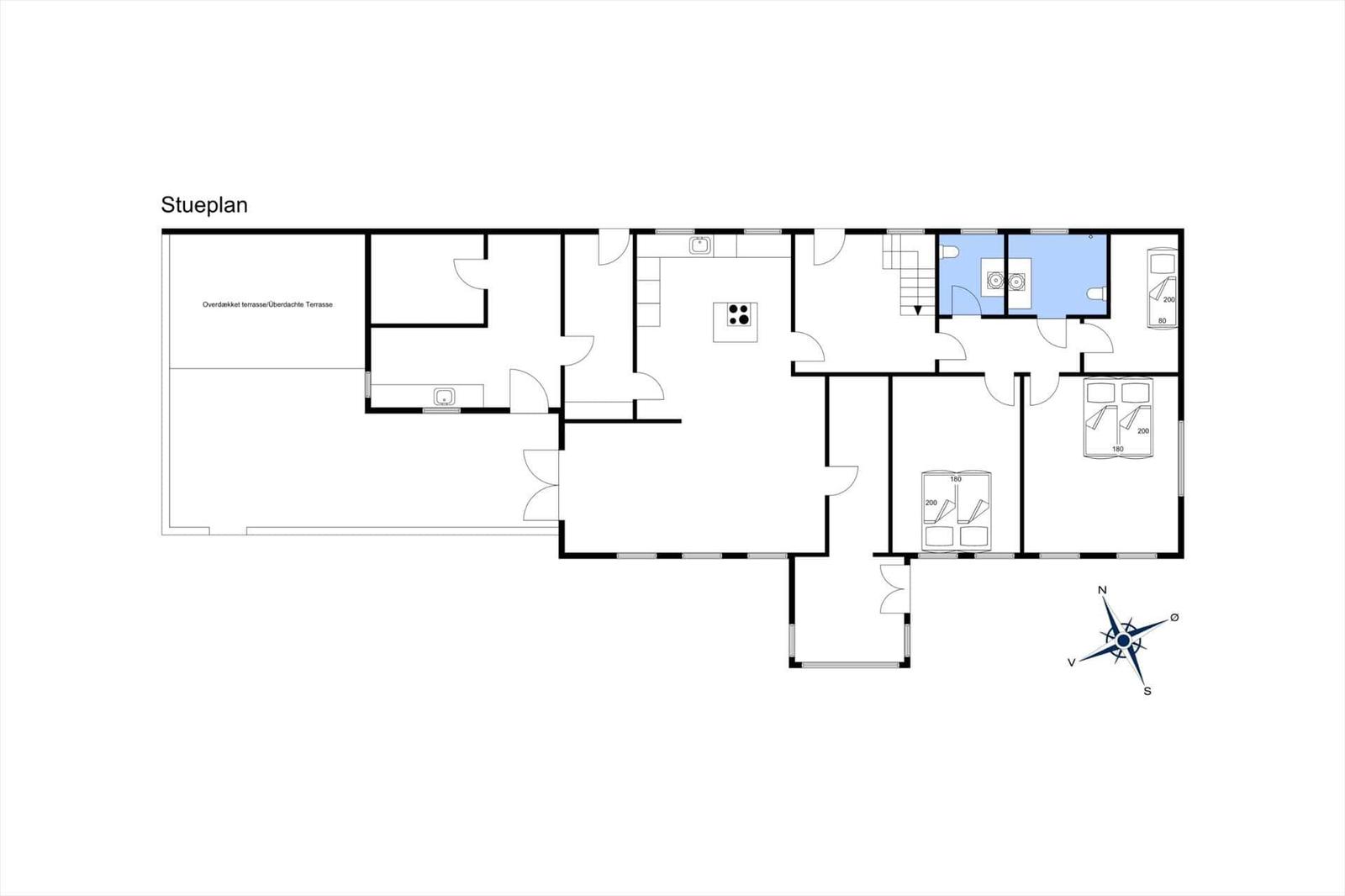 Functional floor plan with kitchen, bedrooms, and covered terrace.