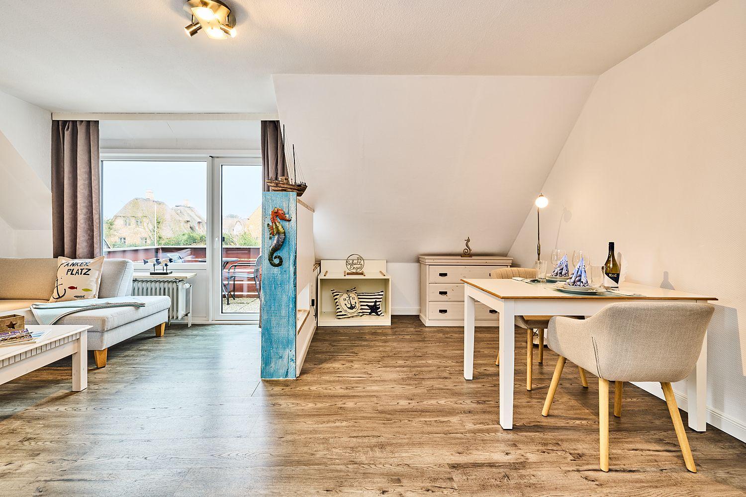 Essbereich & Wohnbereich