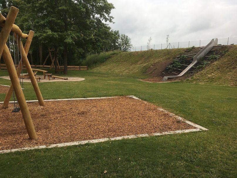 Spielplatz in 300m Entfernung