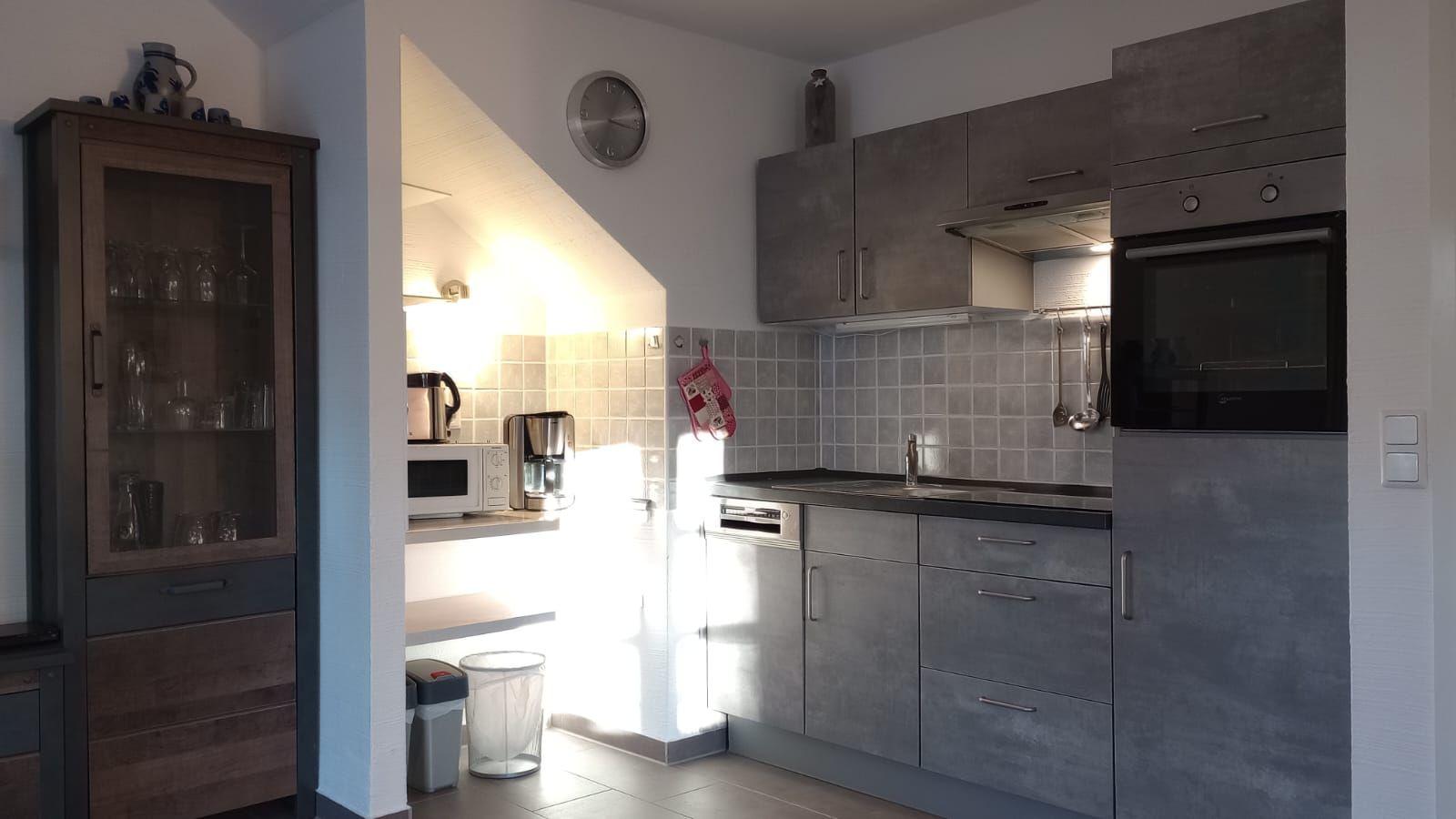 Die gut ausgestattete Küche