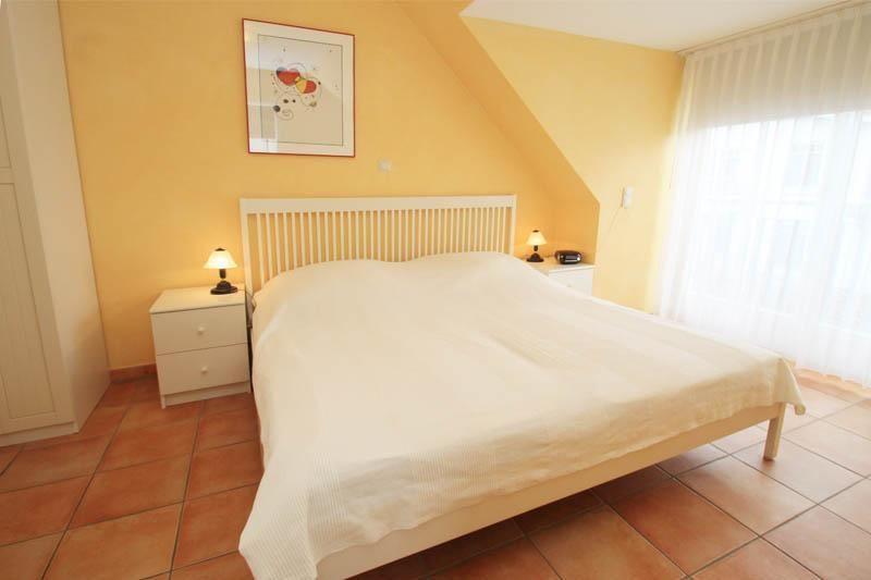 Schlafen, Träumen und Wohlfühlen im gemütlichen Schlafzimmer