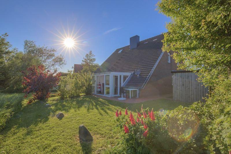 Haus mit Wintergarten...