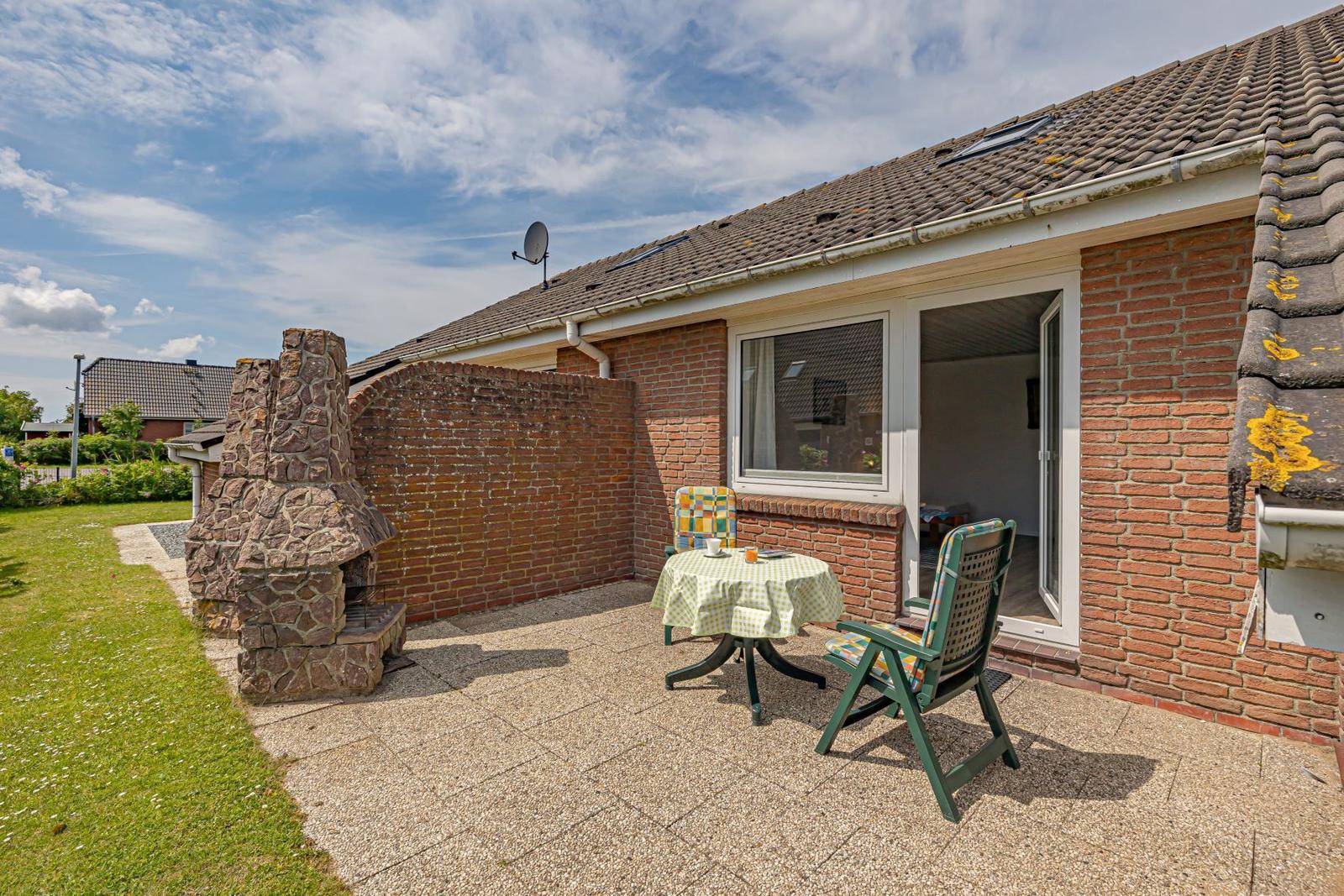 gepflegtes Grundstück...