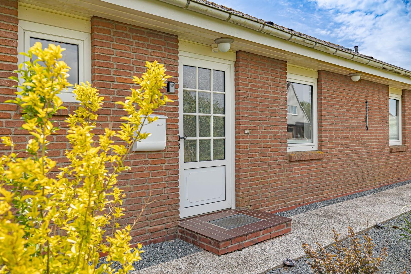 Hausansicht mit eigenem Eingang...