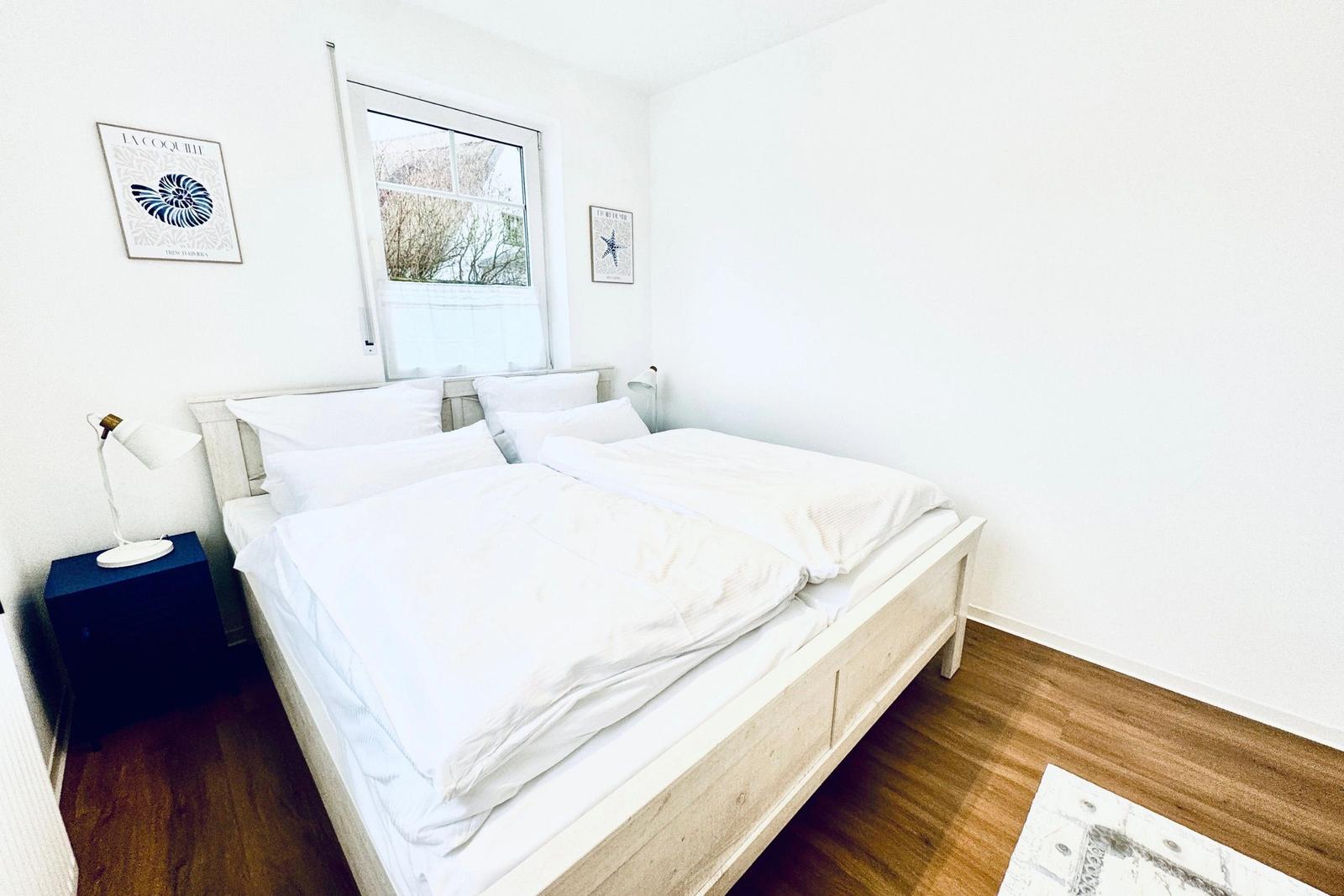 Schlafzimmer Frontalansicht