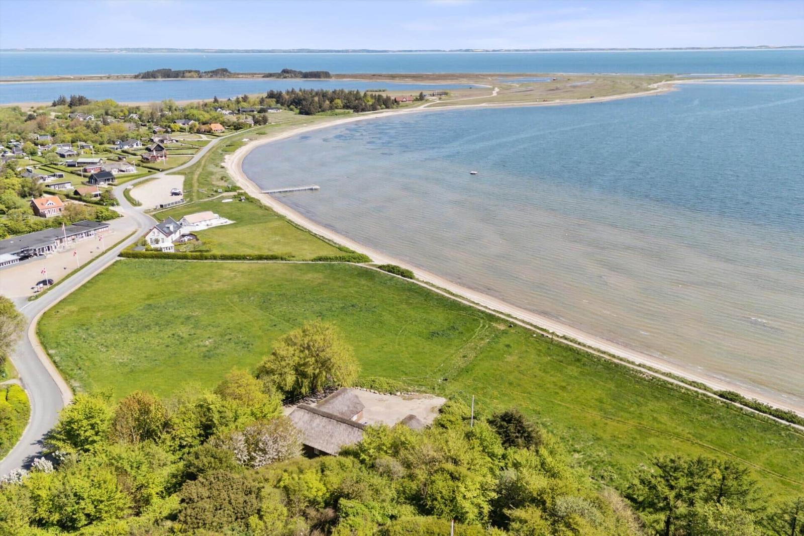 Haus mit Blick auf Strand und Meer