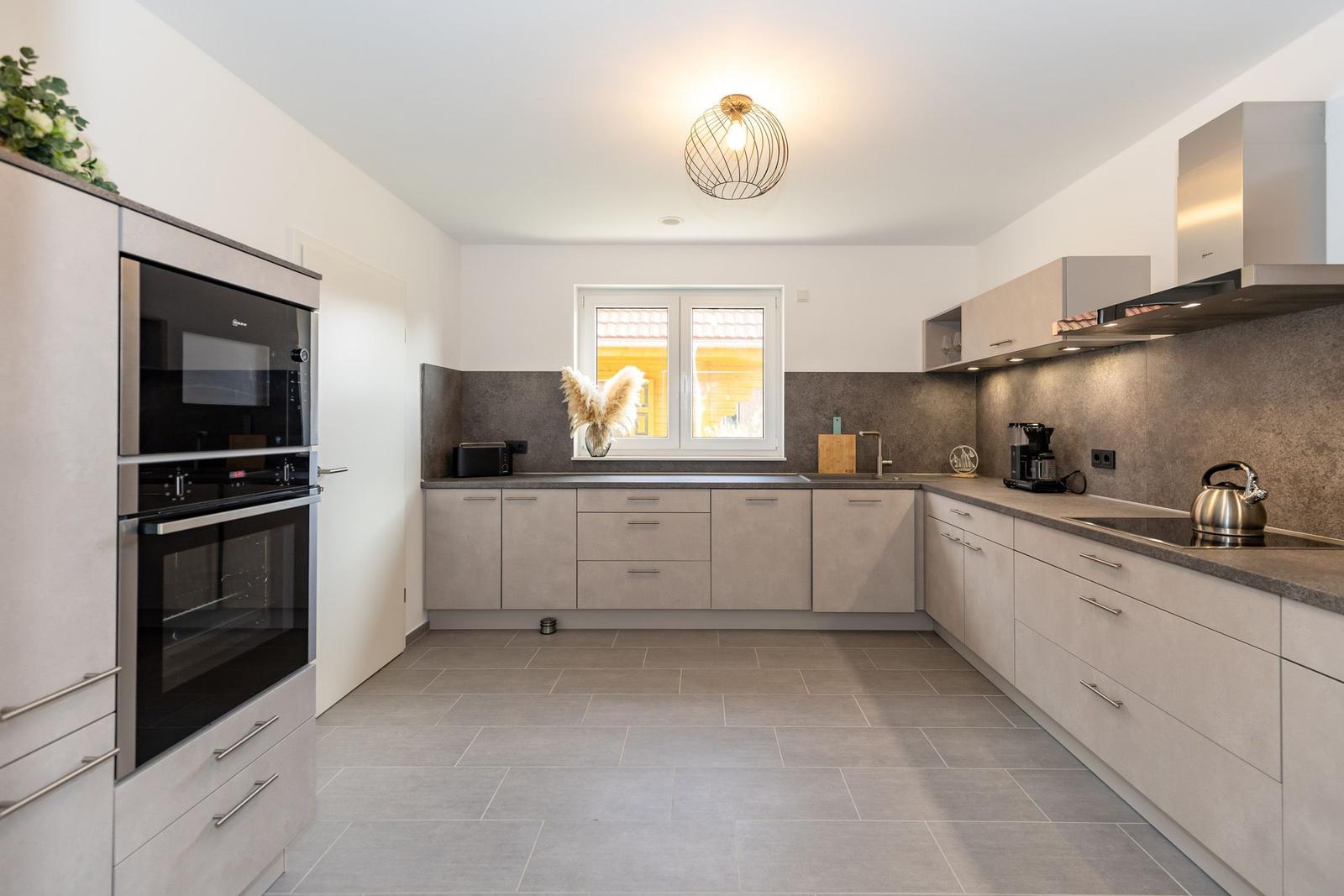 Küche / Küchenzeile