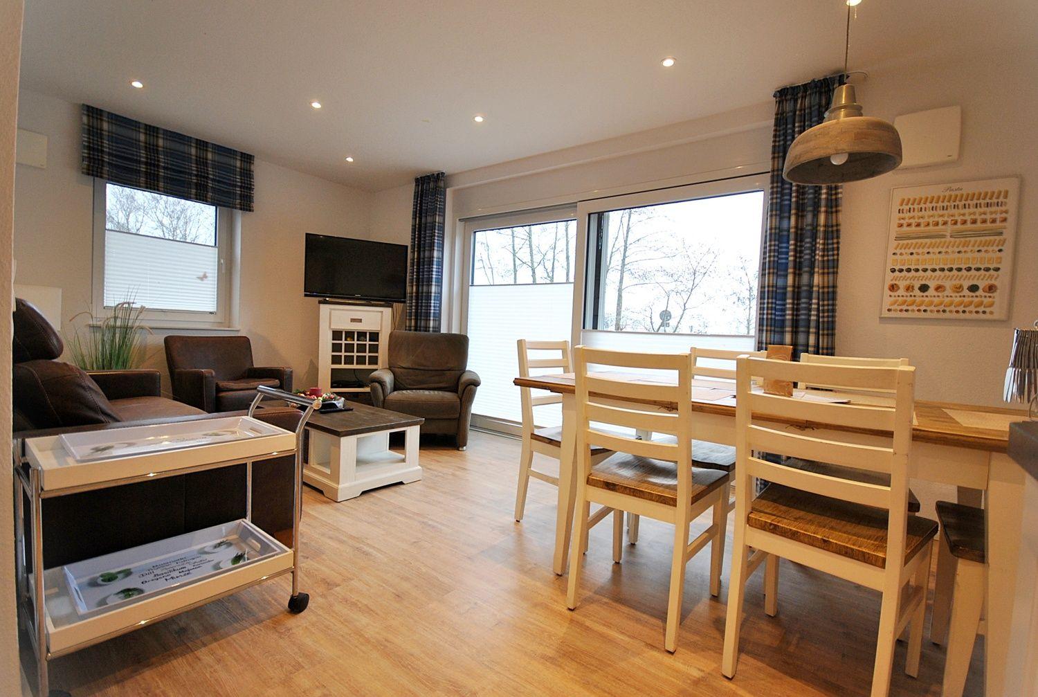 Wohn- und Essbereich