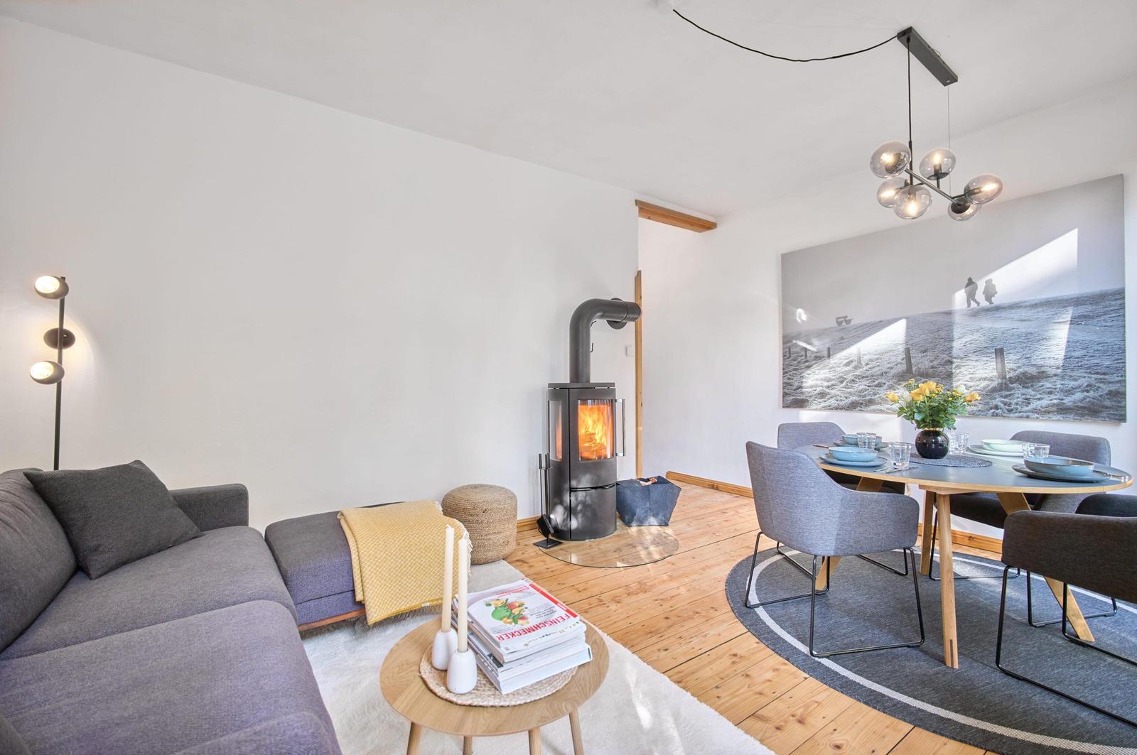 gemütlicher Wohn- und Essbereich