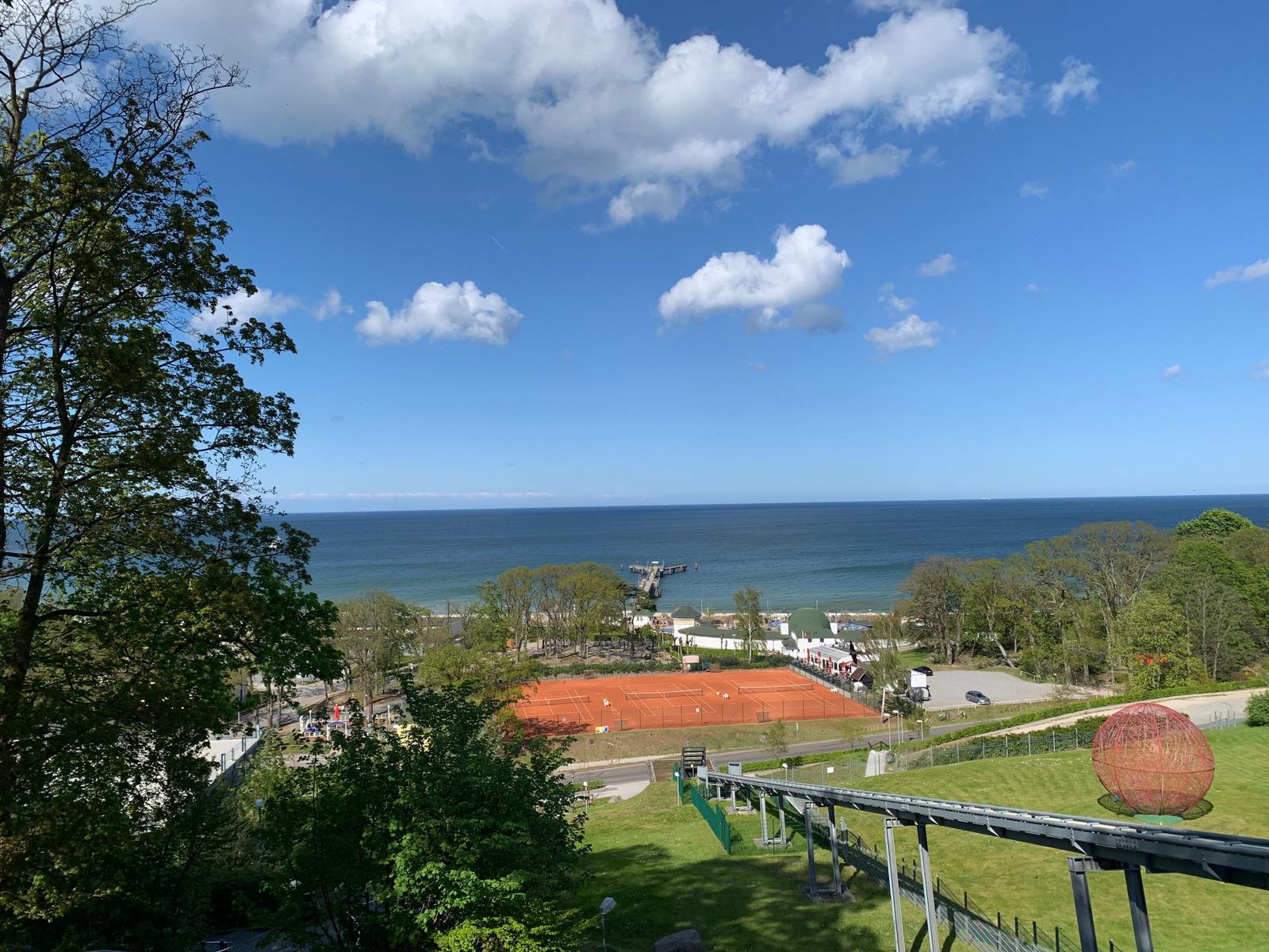 Nordstrand von Göhren mit Schrägaufzug.