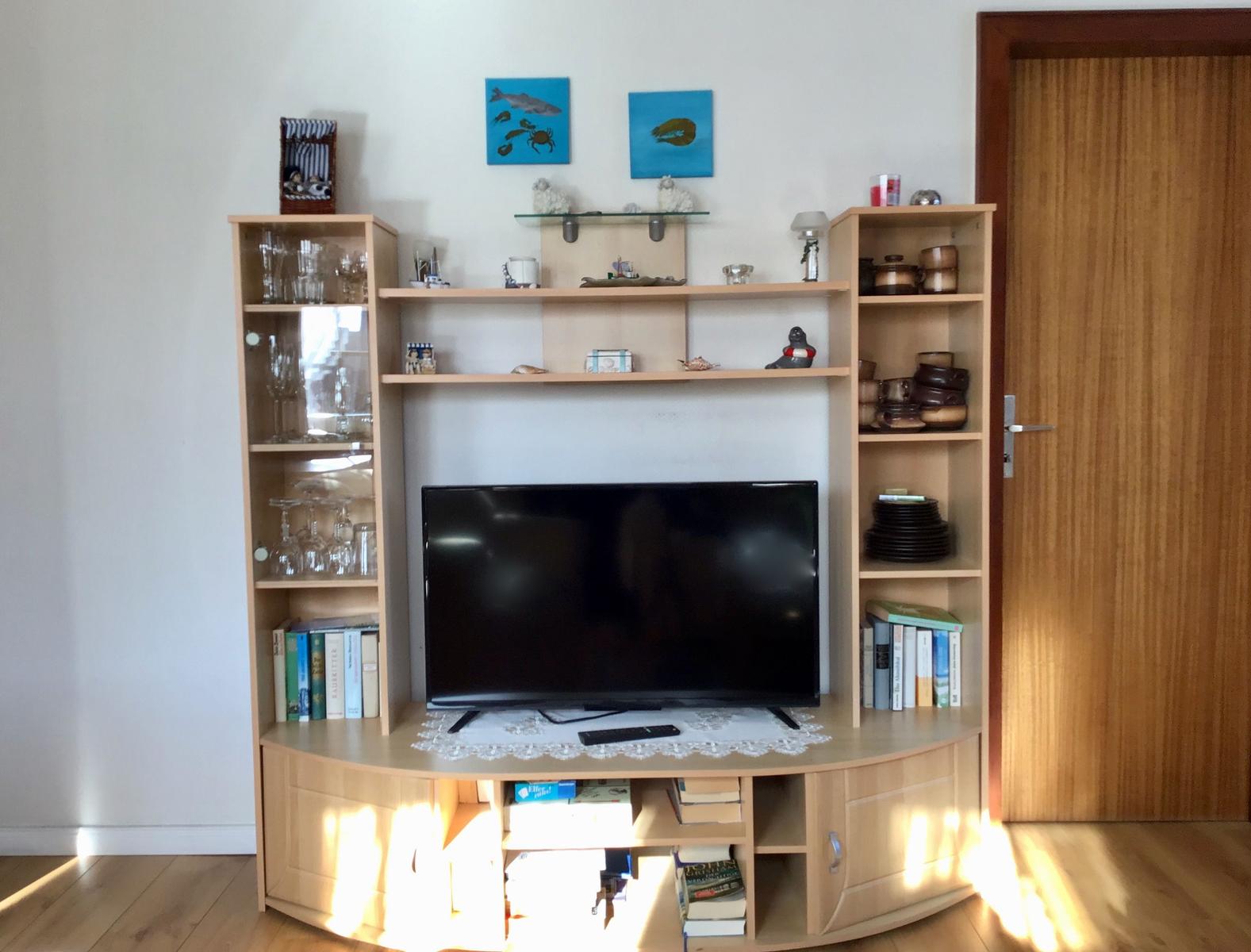 Wohnzimmer mit Flachbildschirm