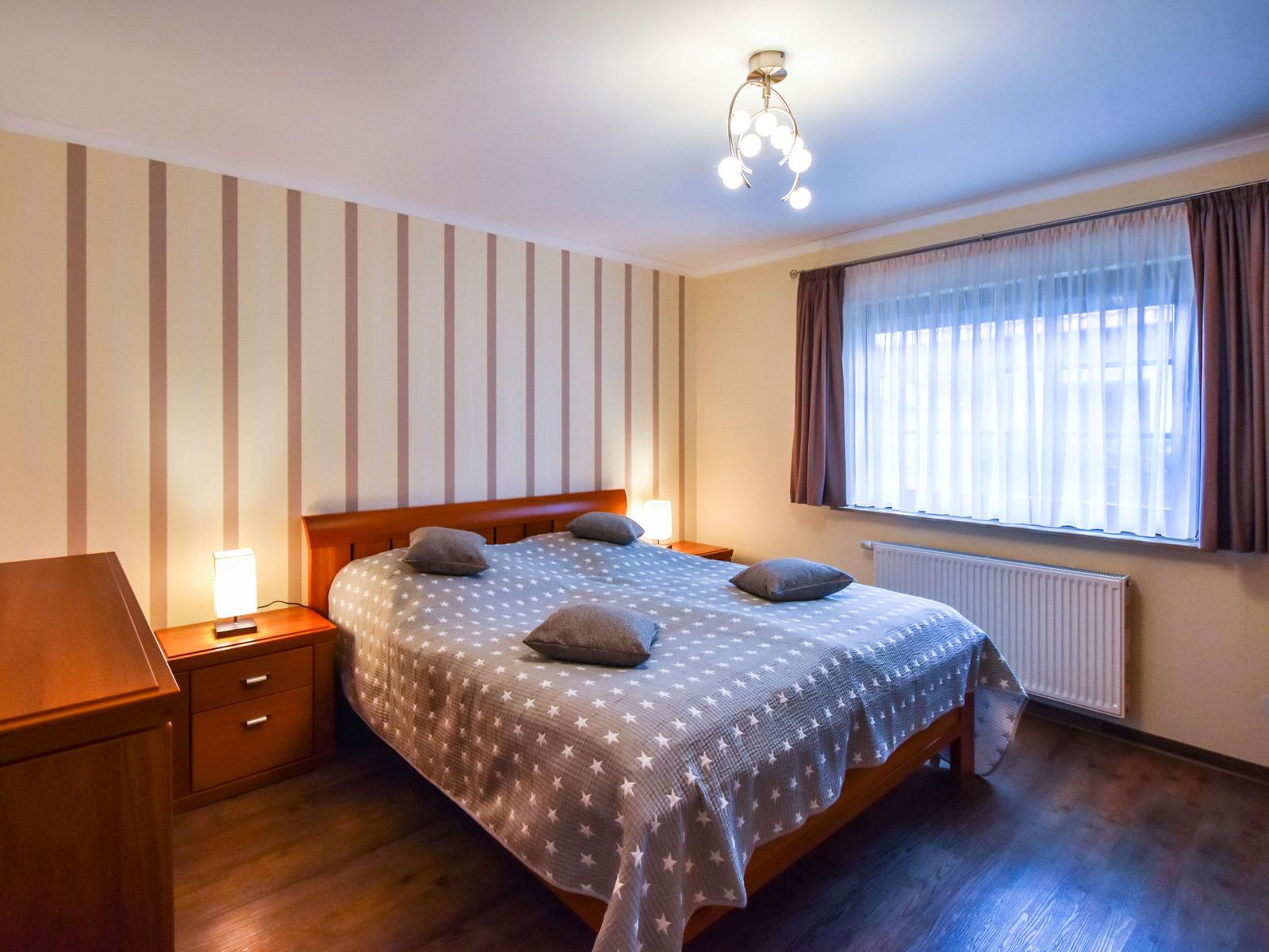 Schlafzimmer unten