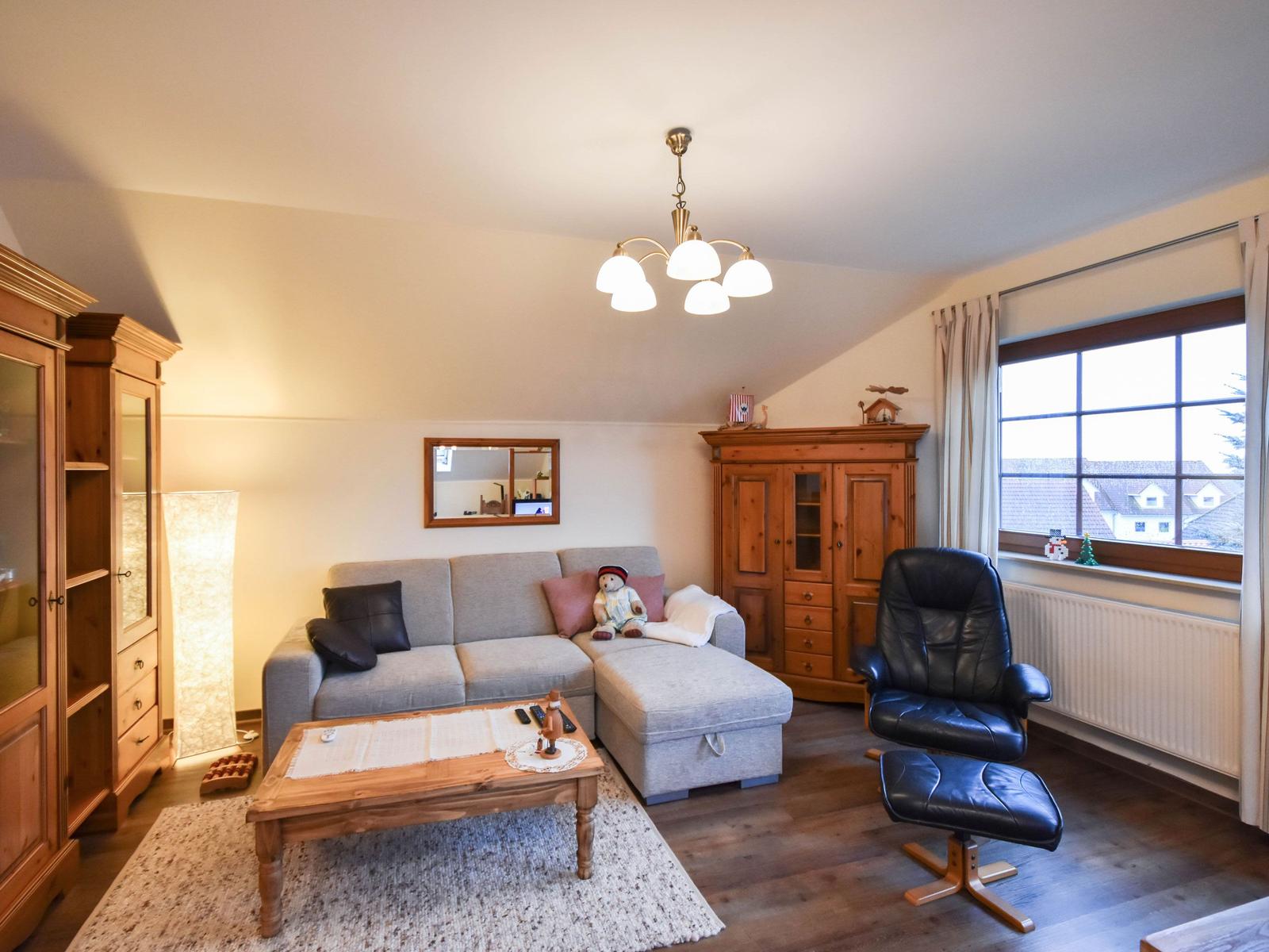 Wohnbereich oben mit Balkon