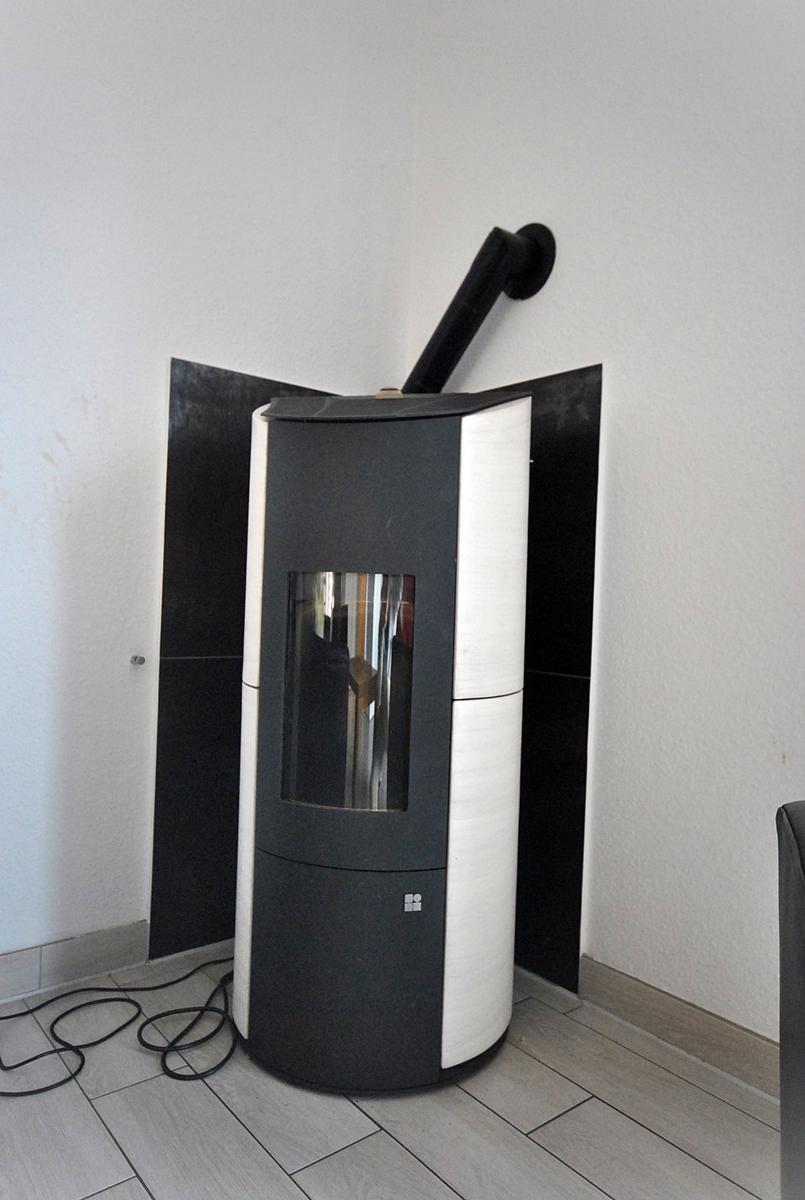 Pelletofen im Wohnzimmer