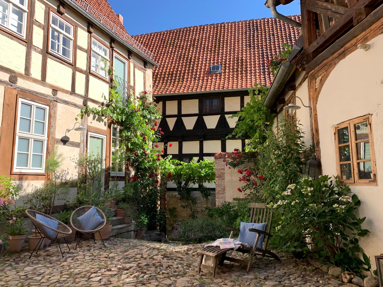 Die Seele baumeln lassen im grünen Innenhof