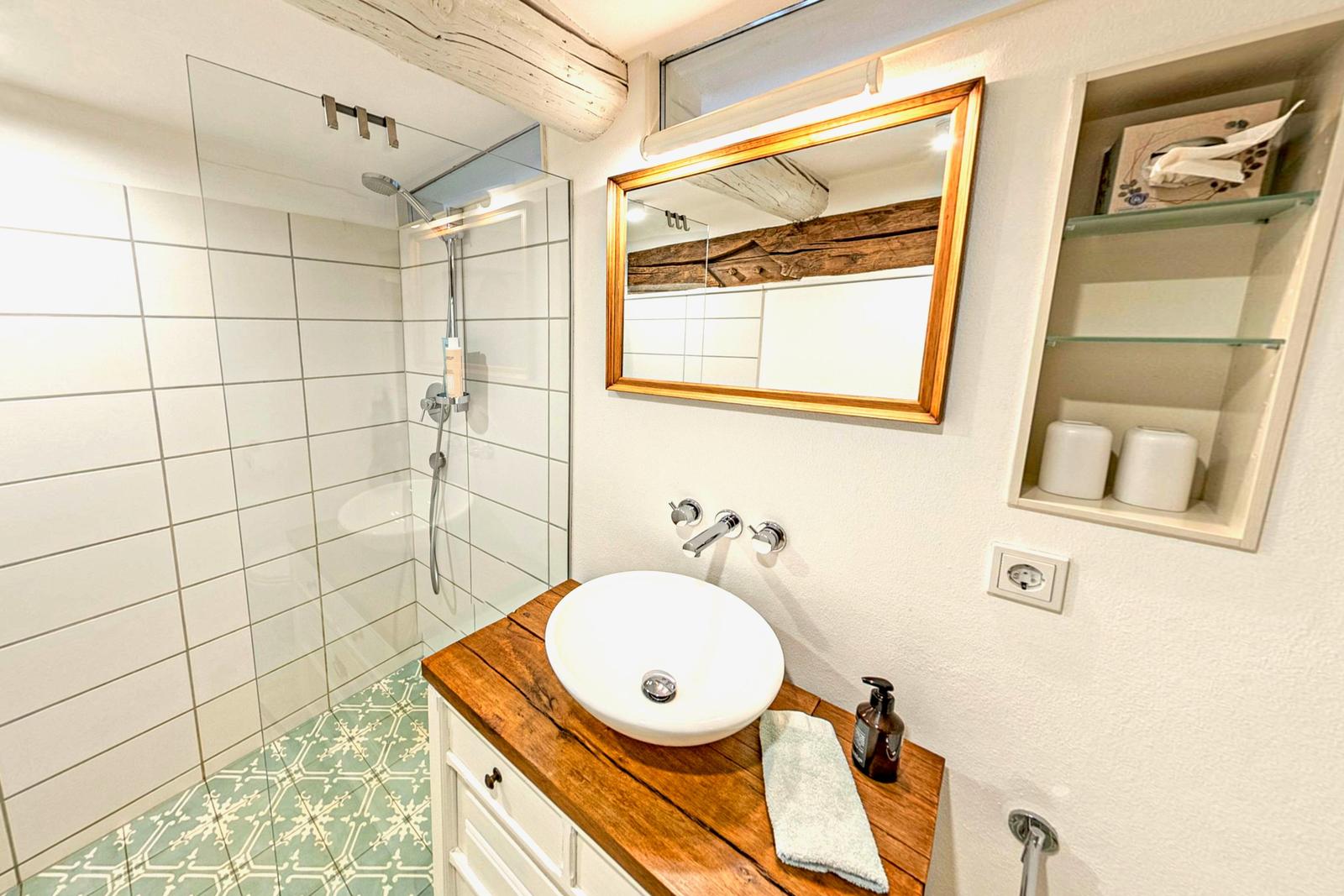 Ebenerdige Dusche und Fußbodenheizung