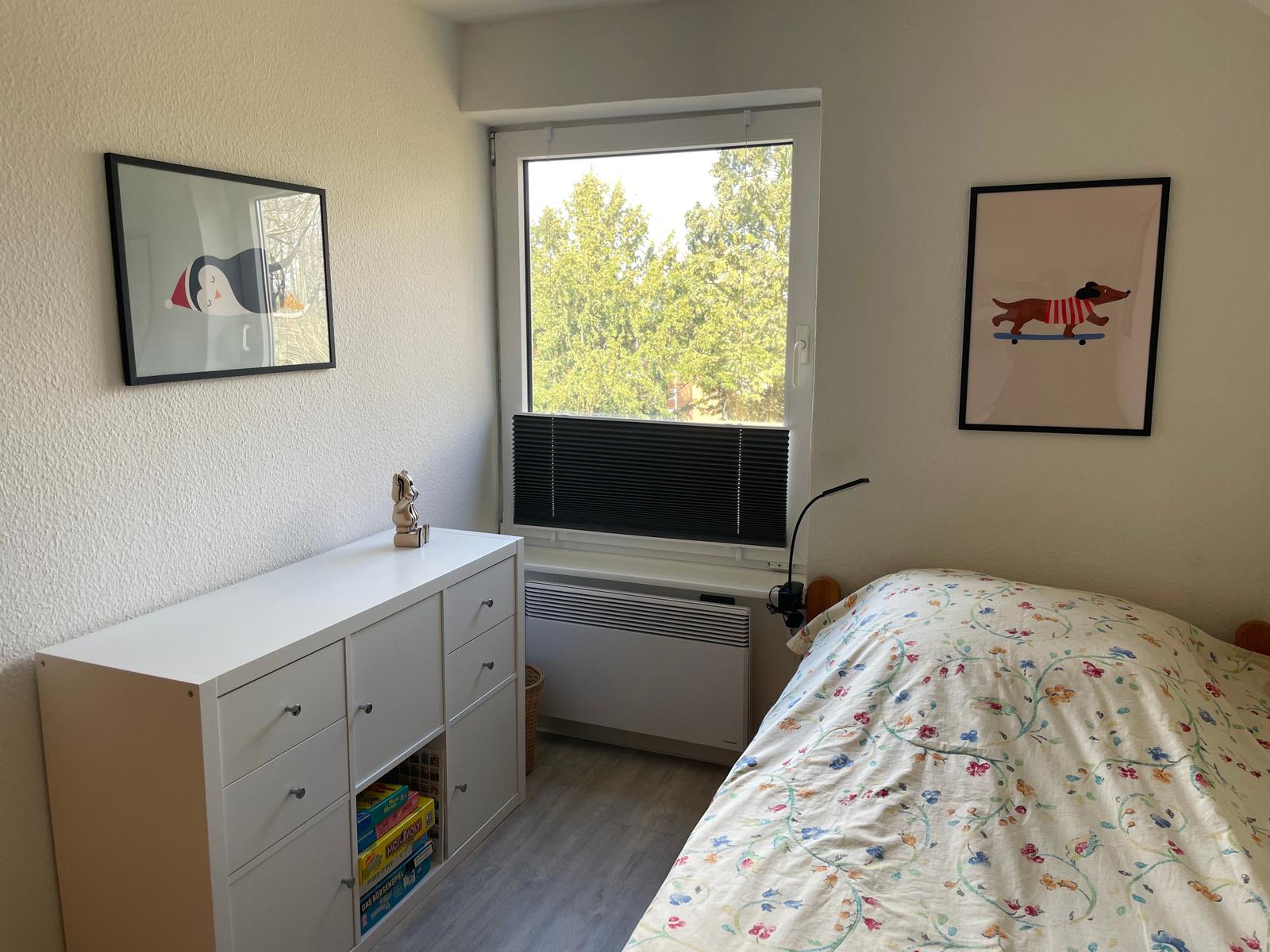 Kinderschlafzimmer mit Einzelbett