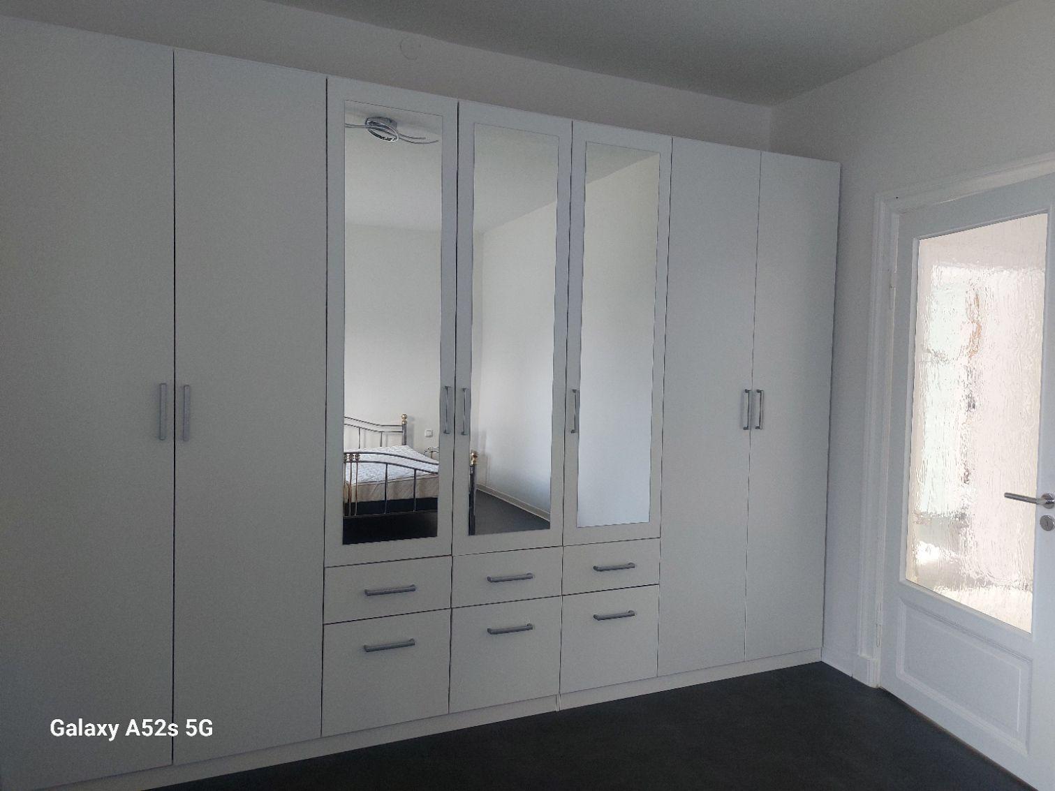 Viel Platz im Kleiderschrank