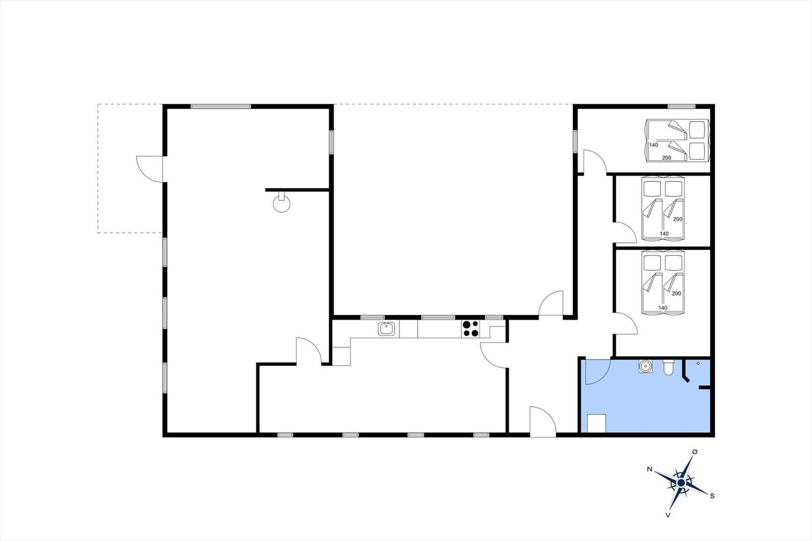 Wohnung mit drei Schlafzimmern, Küche und Bad. Grundriss zeigt Raumverteilung.