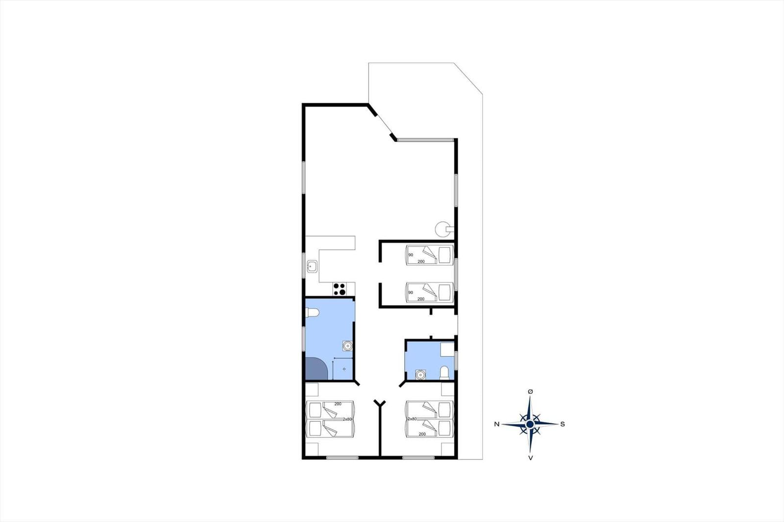 Dieses Apartment hat drei Schlafzimmer, eine Küche und zwei Badezimmer mit Dusche.