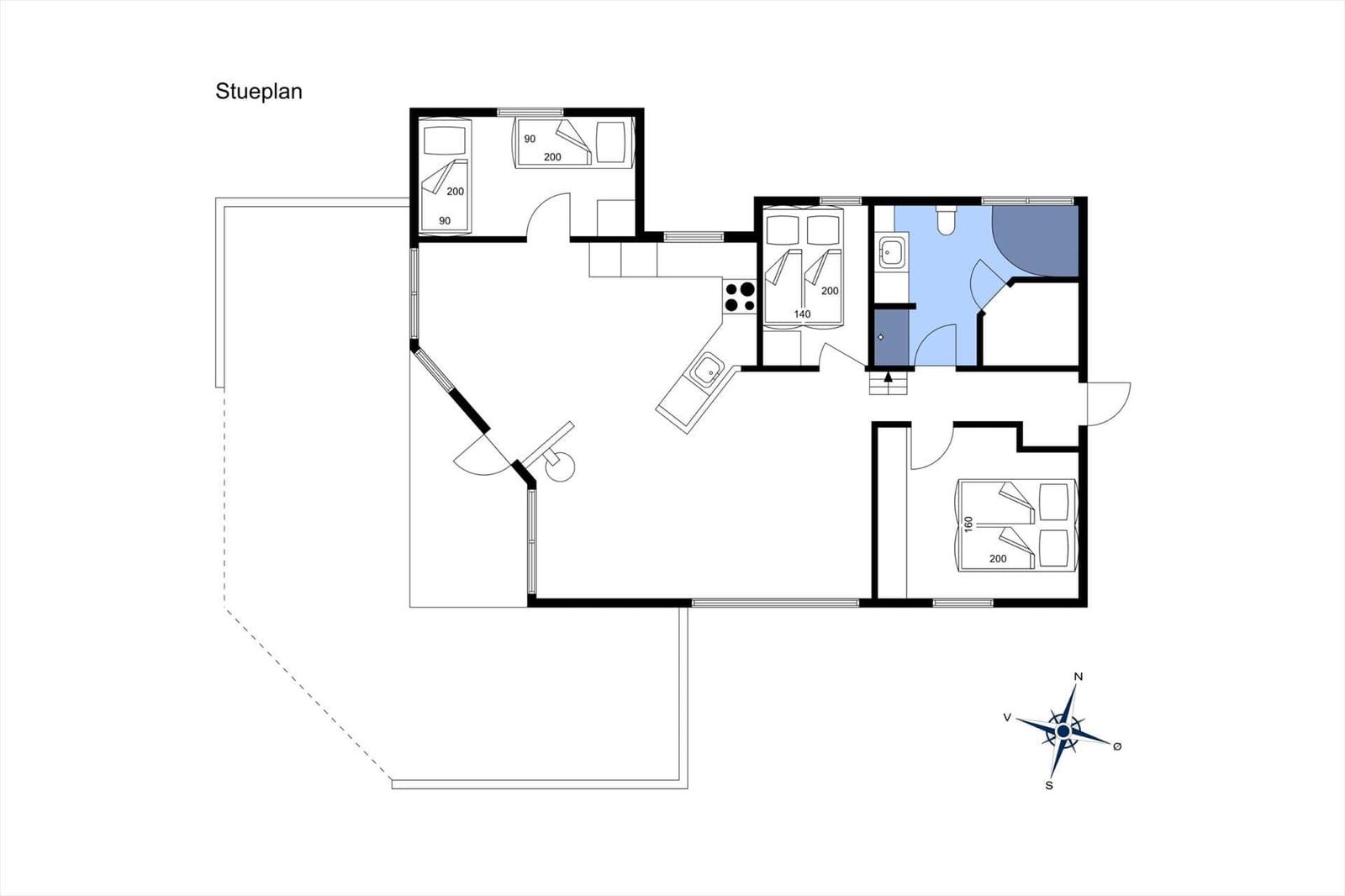 Stueplan zeigt Wohnraum, Küche, drei Schlafzimmer und Bad mit Dusche.