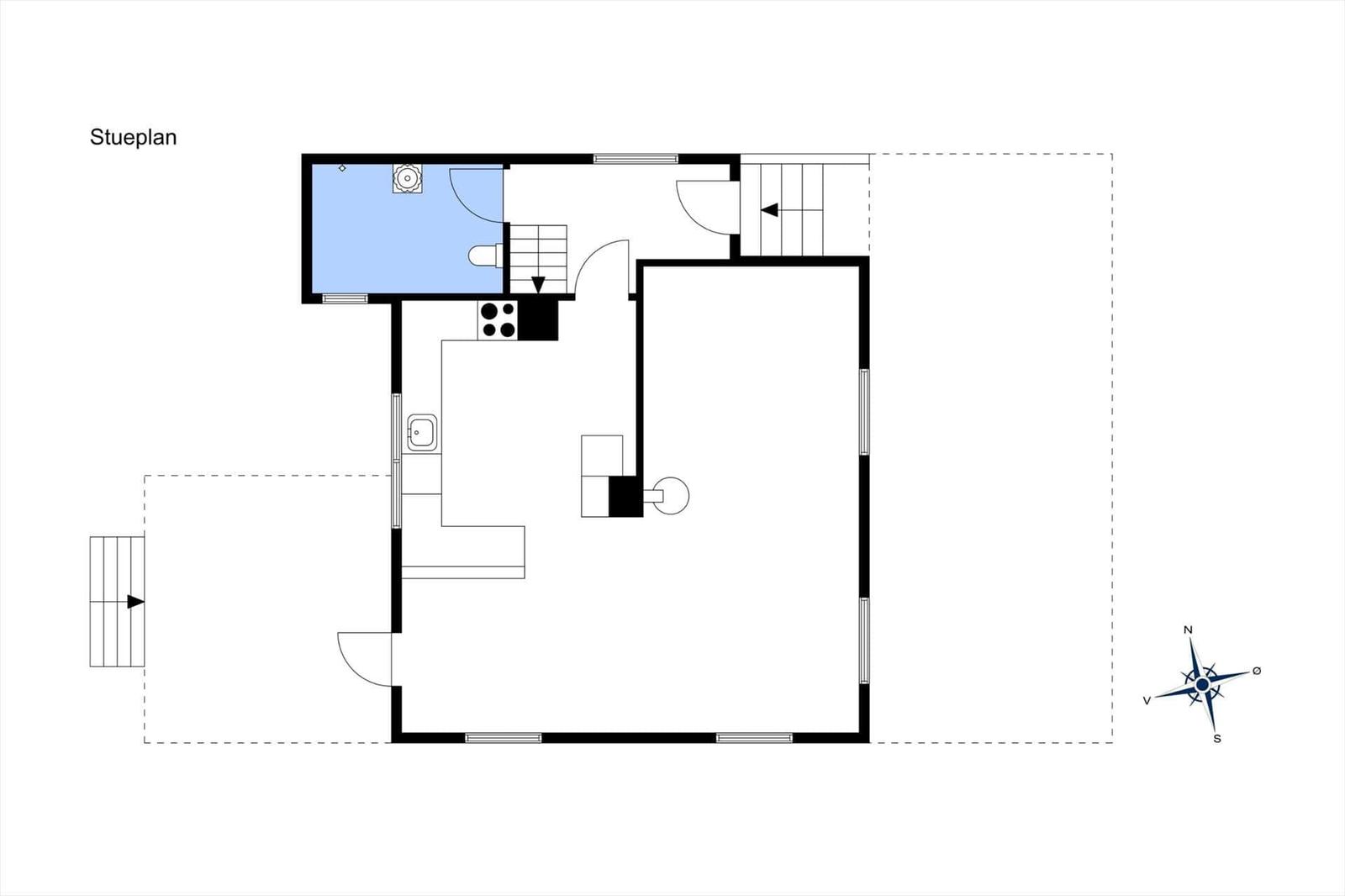 Stueplan zeigt Küche, Bad und Wohnbereich mit Treppe zur oberen Etage.