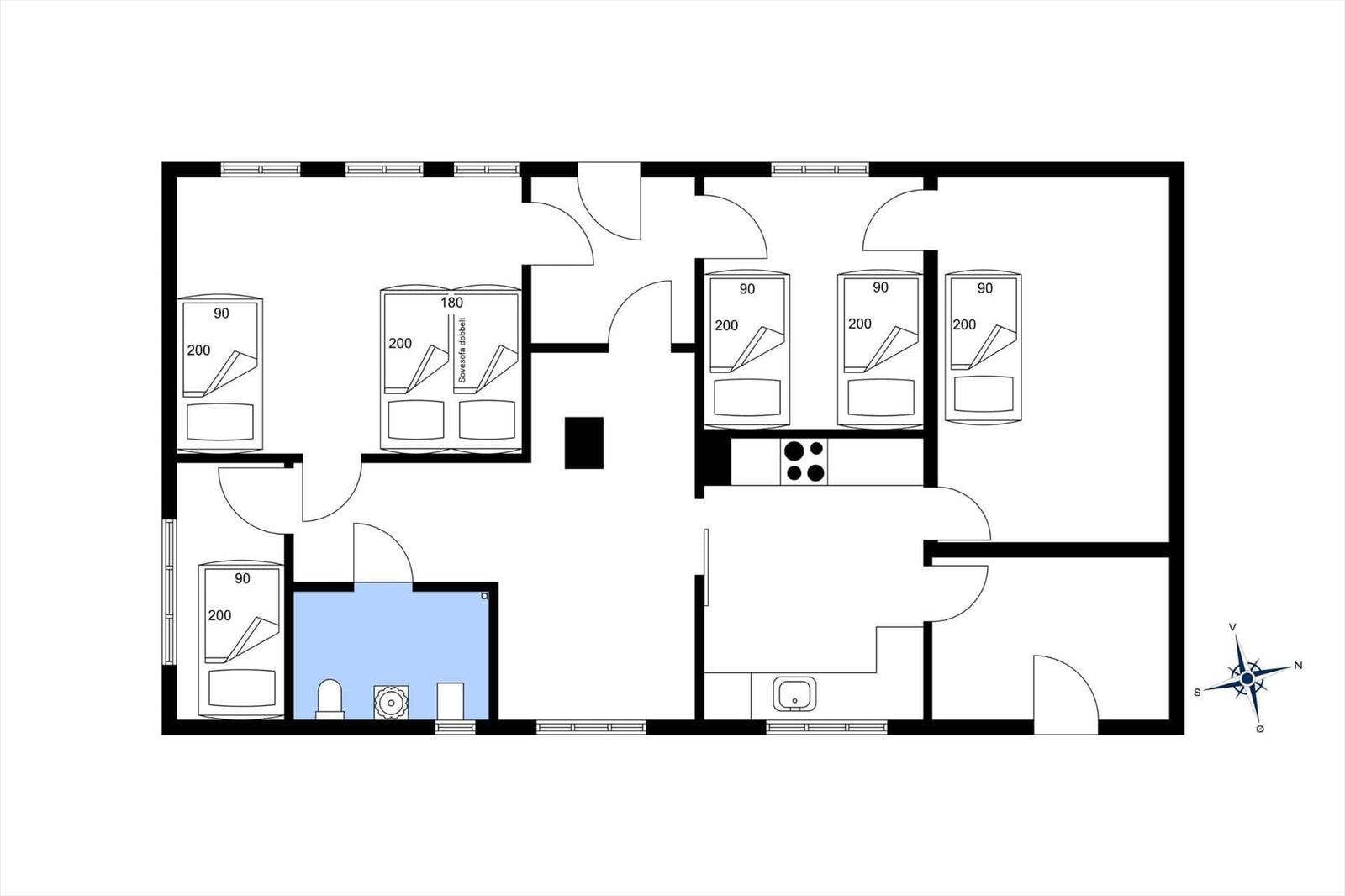 Functional floor plan with bedrooms, kitchen, and bathroom