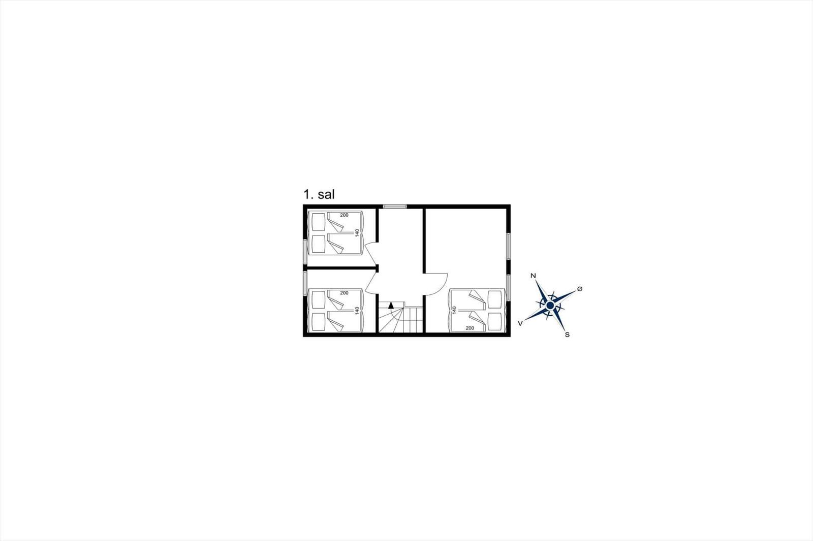 Erdgeschossplan mit drei Schlafzimmern und Treppe zur nächsten Etage.