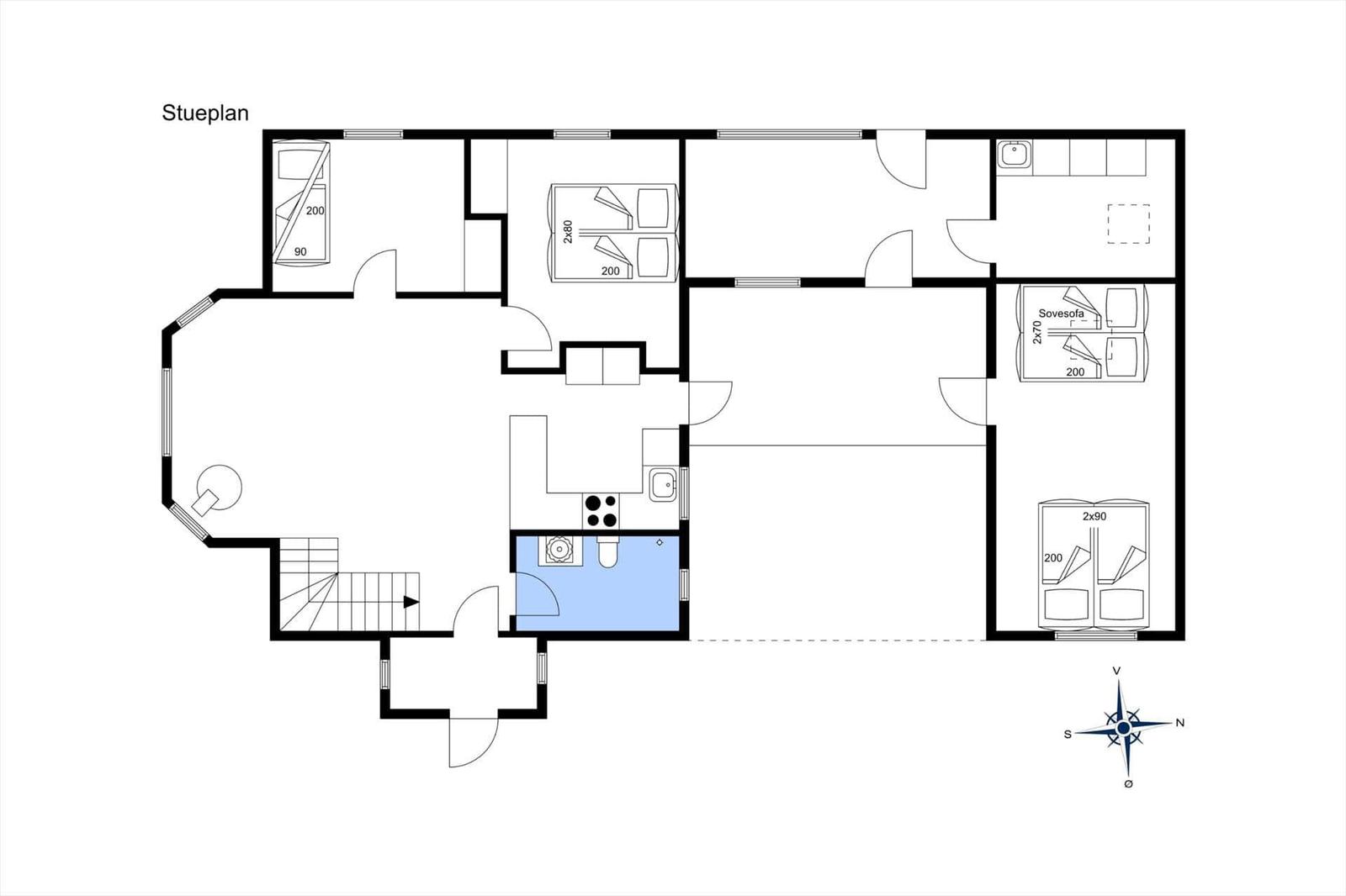 Stueplan zeigt Wohn- und Schlafbereiche mit Bad und Küche.