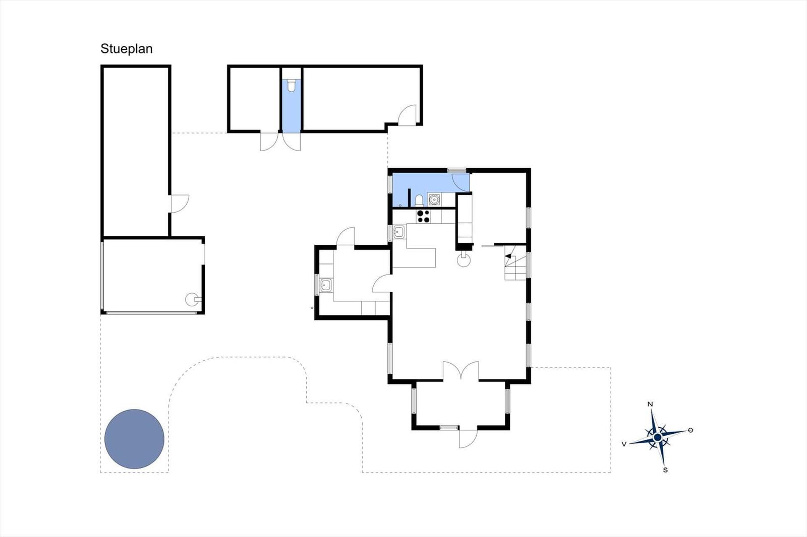 Stueplan zeigt Grundriss mit Küche, Bad und Terrasse.