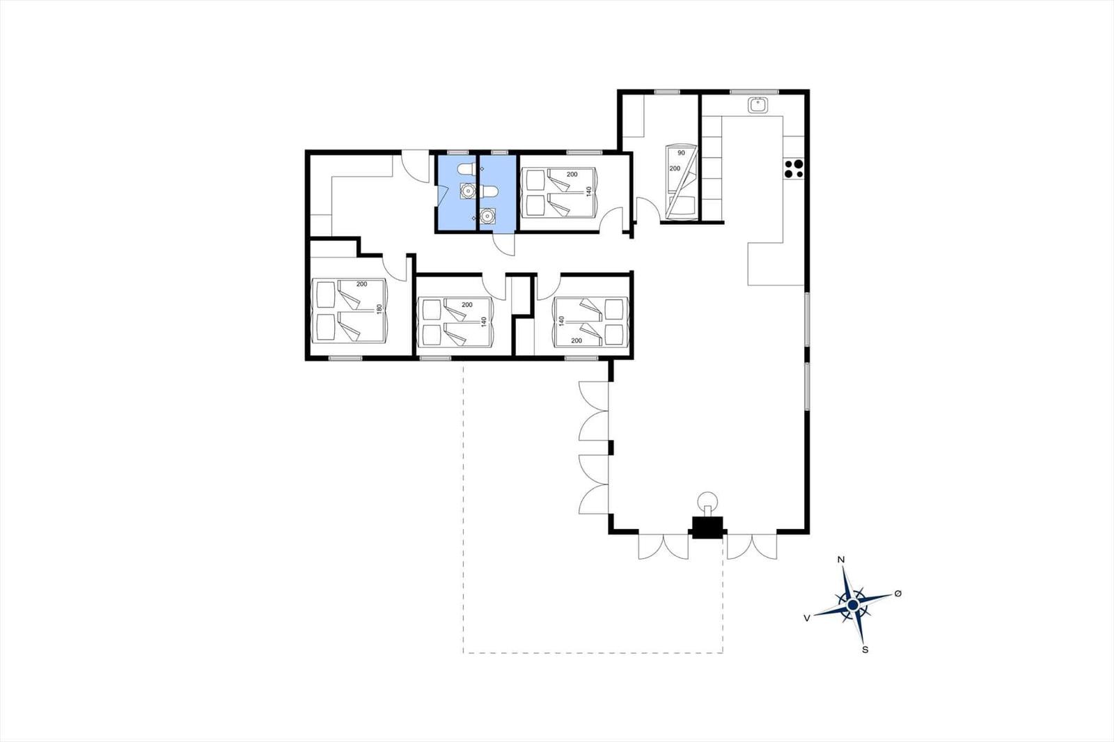 Dieses Haus hat drei Schlafzimmer, eine Küche und ein Badezimmer mit Dusche.