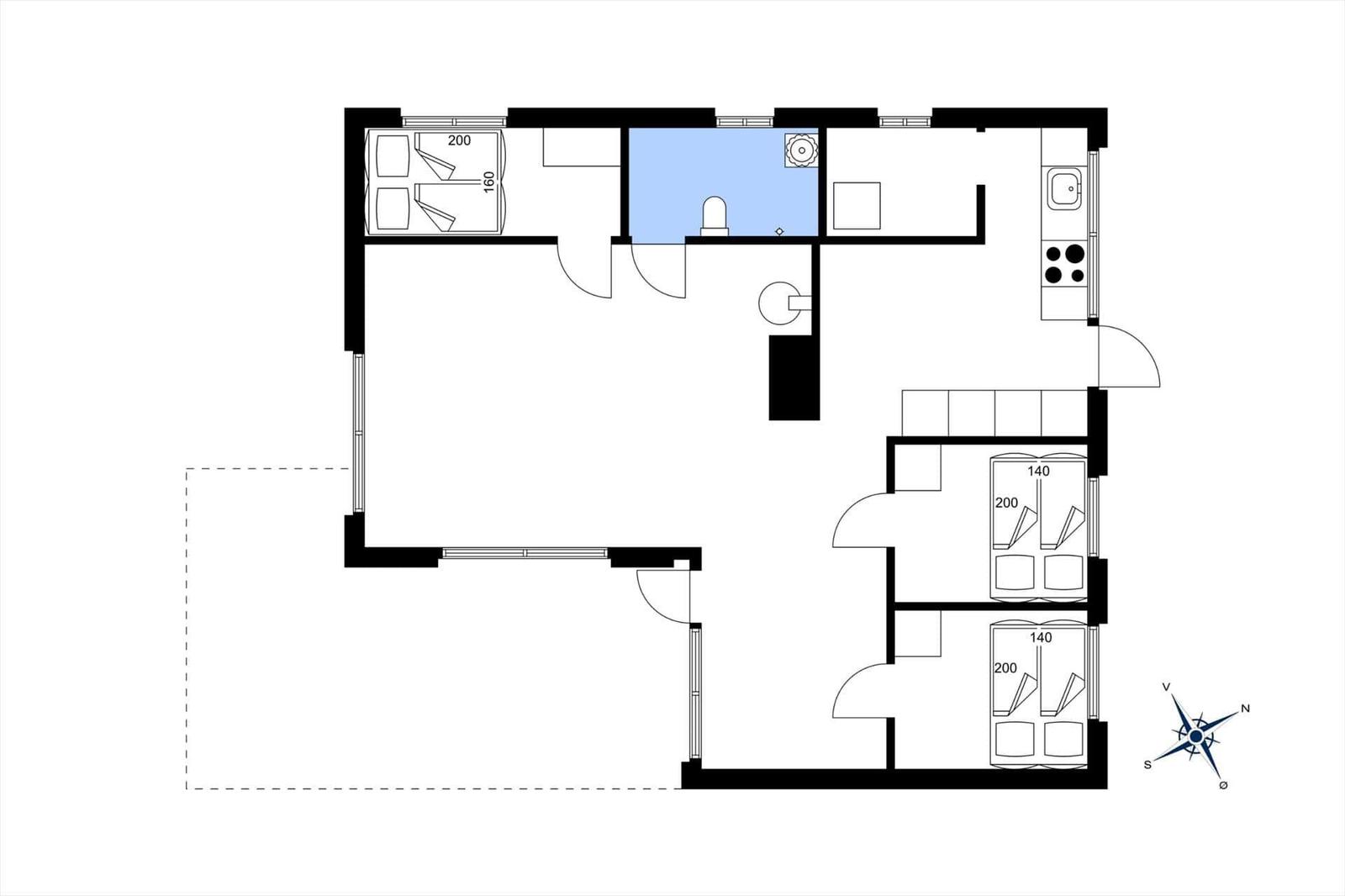 Wohnung mit drei Schlafzimmern, Küche und Bad. Flur und Terrasse.
