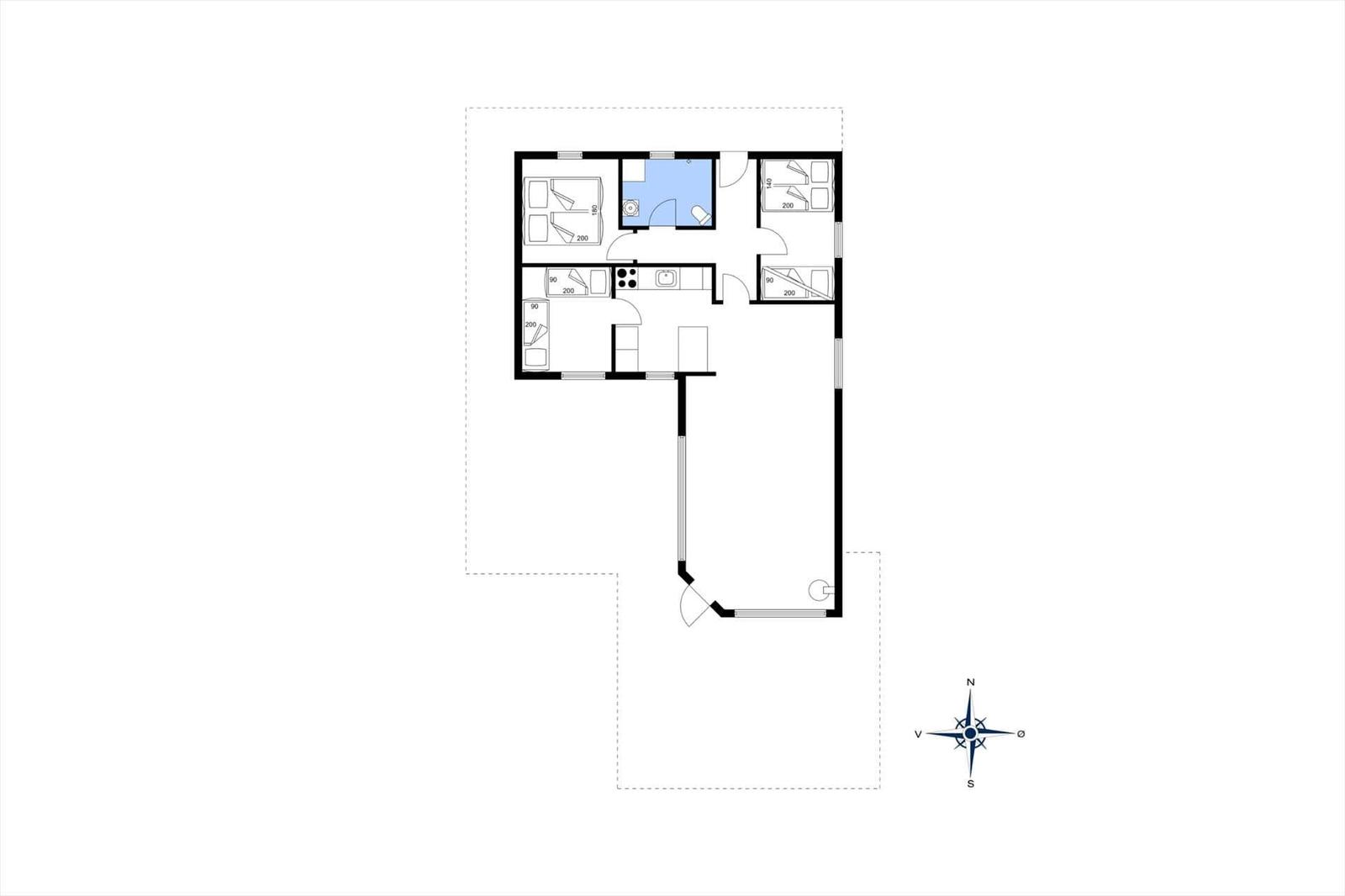 Die Wohnung hat drei Schlafzimmer, eine Küche und ein Bad.