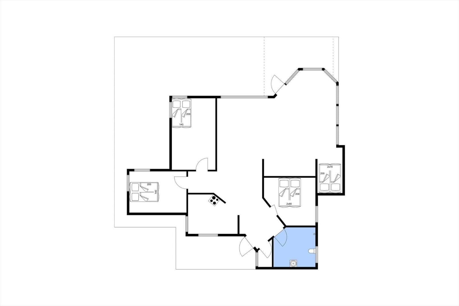 Die Wohnung hat drei Schlafzimmer, eine Küche und ein Badezimmer.