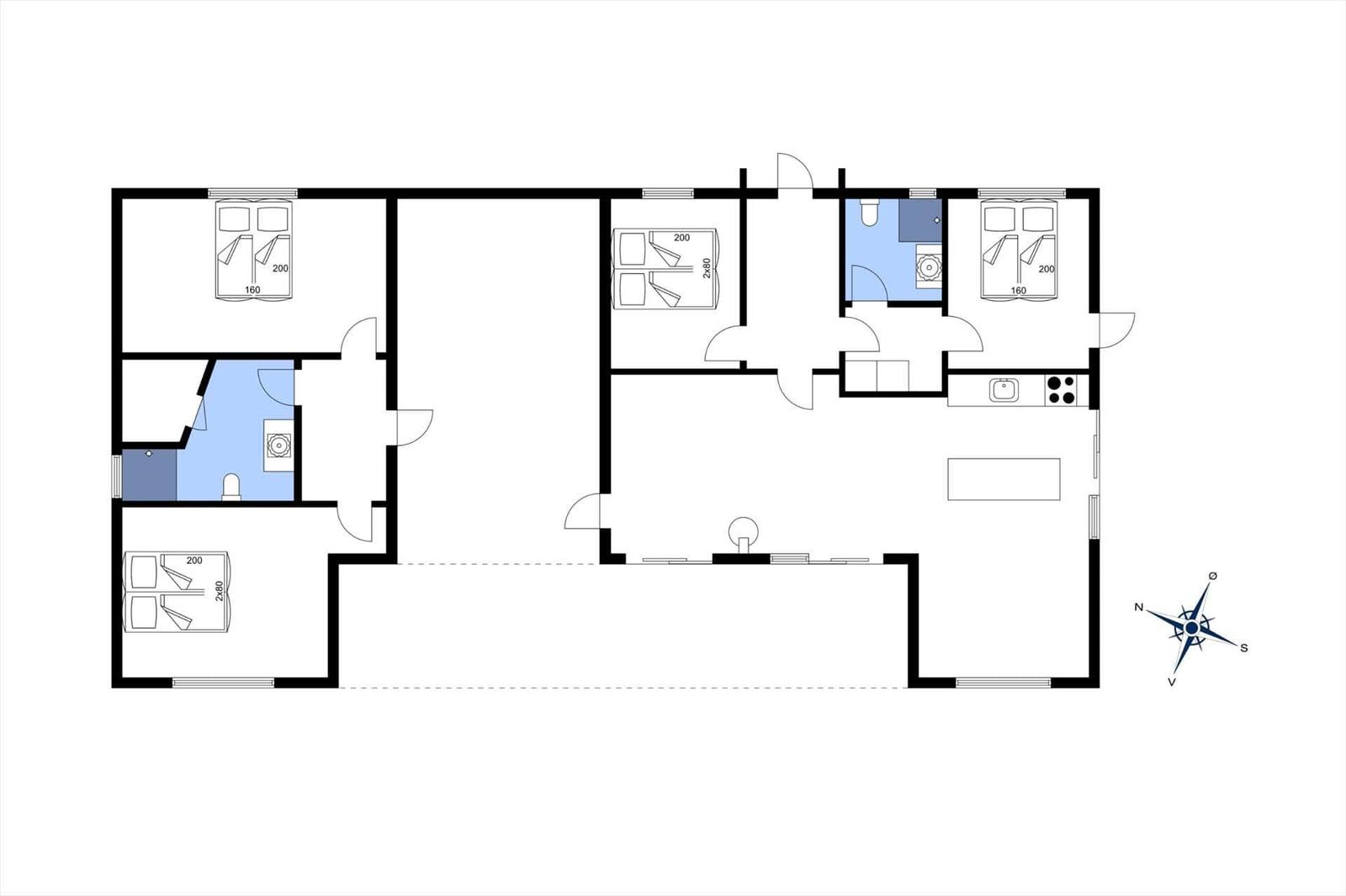 Wohnung mit drei Schlafzimmern, Küche und Bad. Flur mit Treppe.