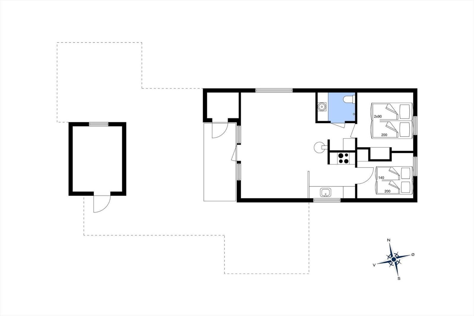 Wohnung mit zwei Schlafzimmern, Küche und Bad. Lage mit Kompass.