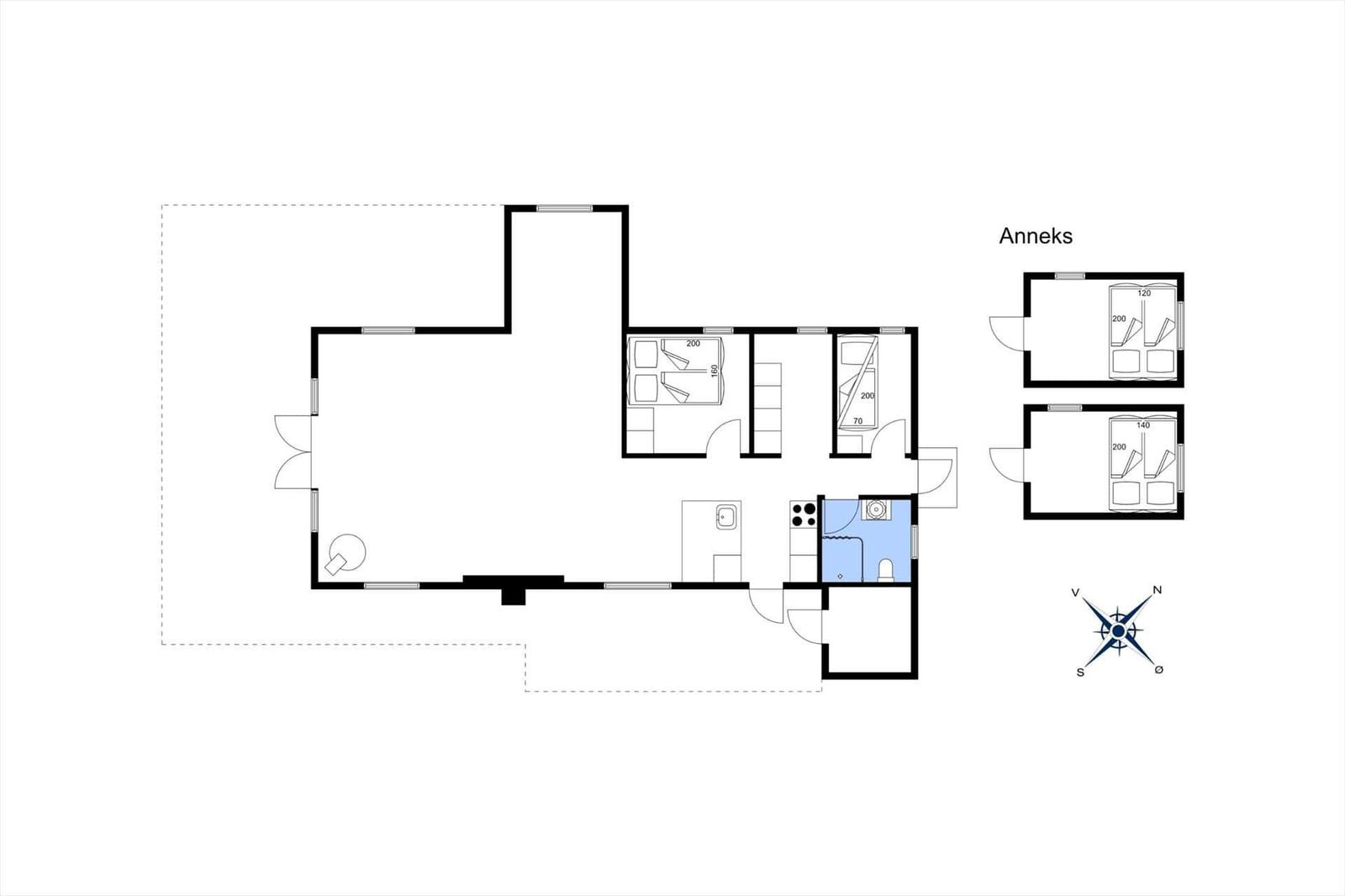 Wohnung mit Küche, Bad und zwei Schlafzimmern. Anhang mit zwei weiteren Schlafzimmern.