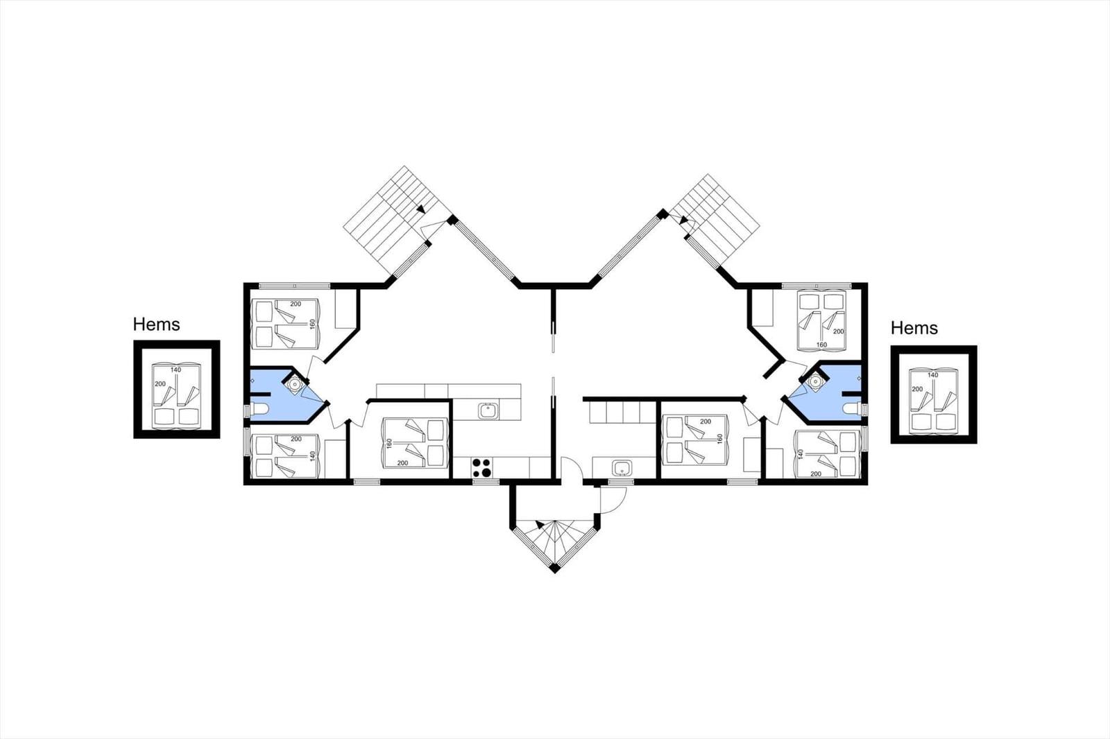 Funktionaler Grundriss mit Schlafzimmern, Küche und Bad. Zwei Treppen zur oberen Etage.