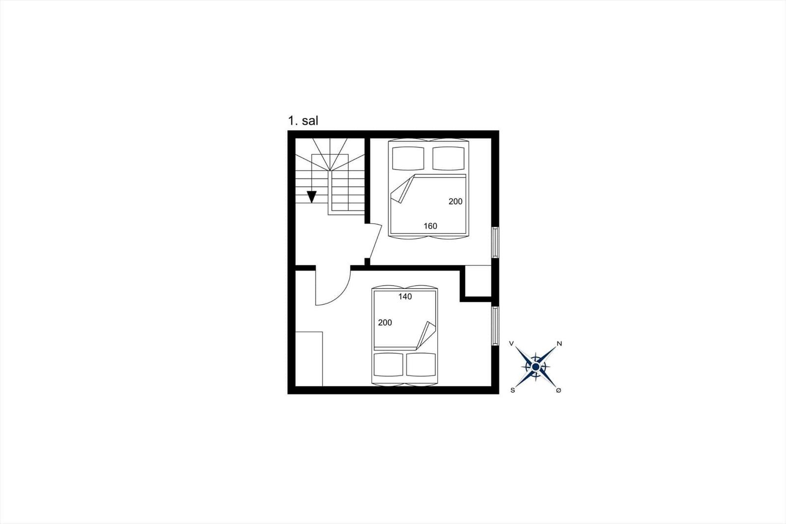 Erdgeschoss mit Schlafzimmer, Bad und Treppenhaus. Raumgrößen sind angegeben.