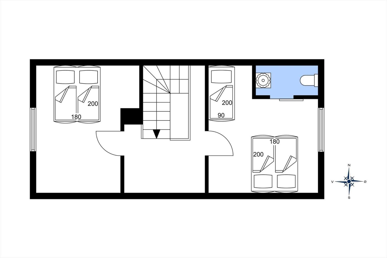 Die Wohnung hat drei Schlafzimmer und eine Badewanne.