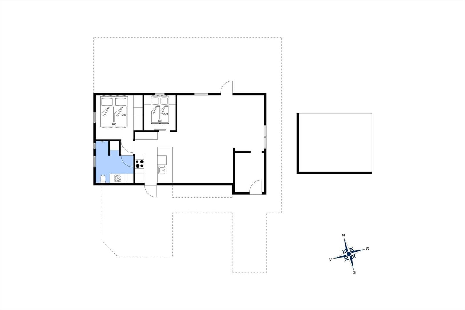 Dieses Apartment hat zwei Schlafzimmer, eine Küche und ein Bad.