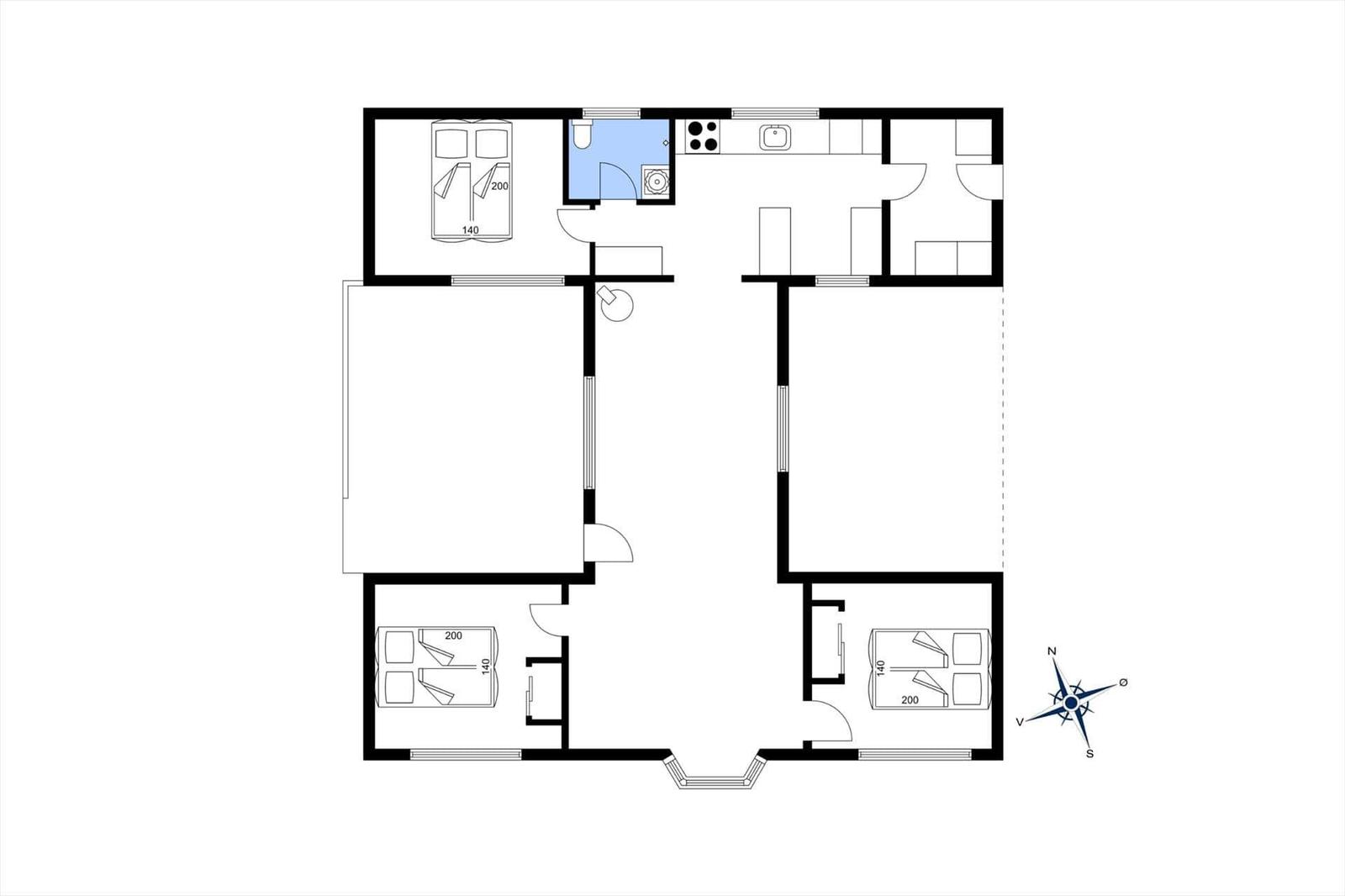 Three bedrooms, kitchen, and bathroom in the apartment.