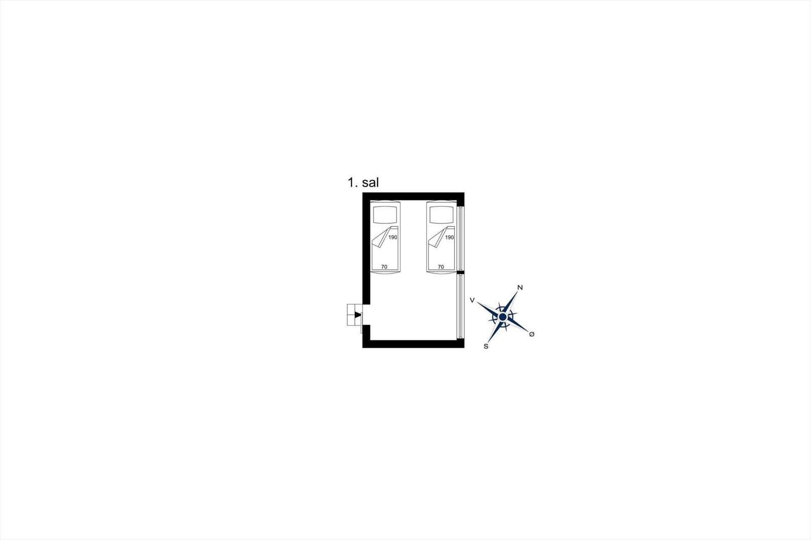 Floor plan shows two sleeping areas with dimensions and orientation