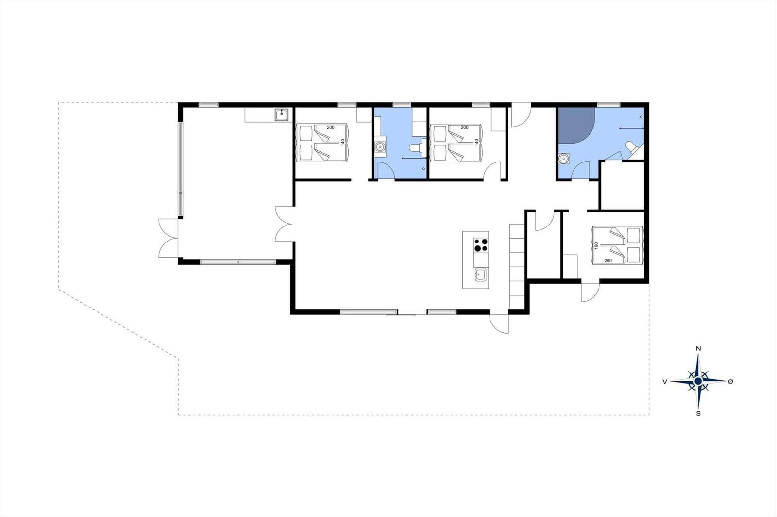Apartment with three bedrooms, kitchen, and bathroom
