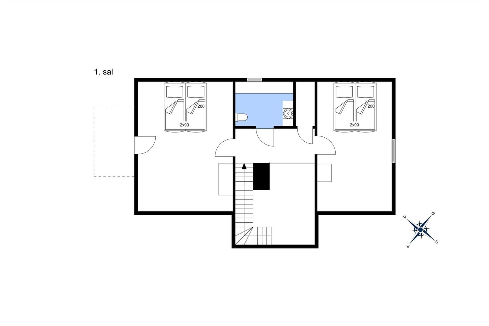 Erdgeschossplan mit zwei Schlafzimmern, Bad und Treppe zur oberen Etage.