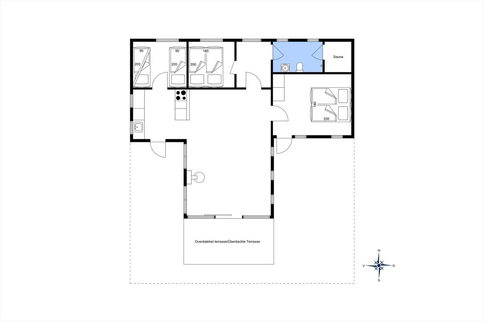 Floor plan with bedrooms, kitchen, sauna, and covered terrace.