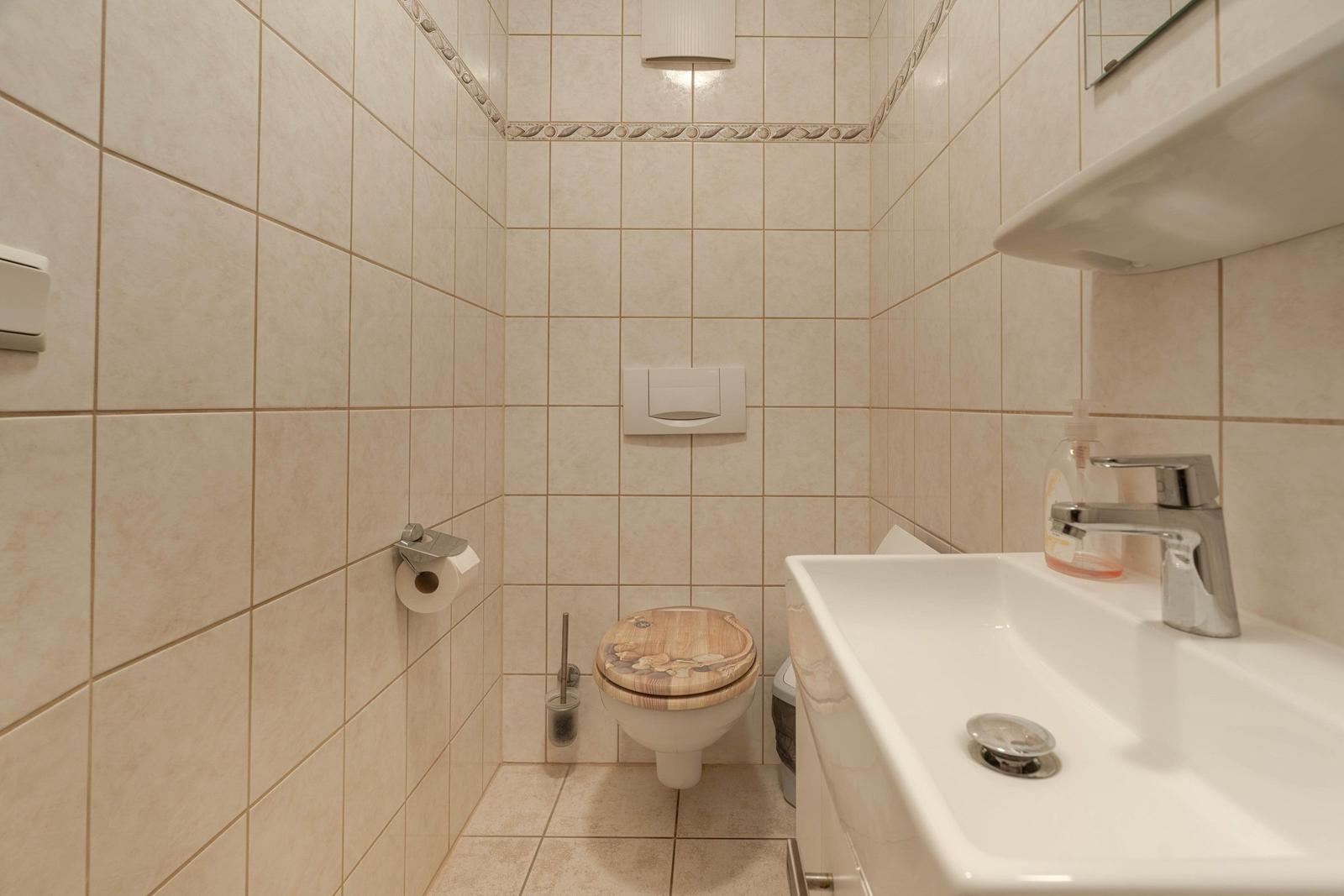 Gäste-WC im Obergeschoss